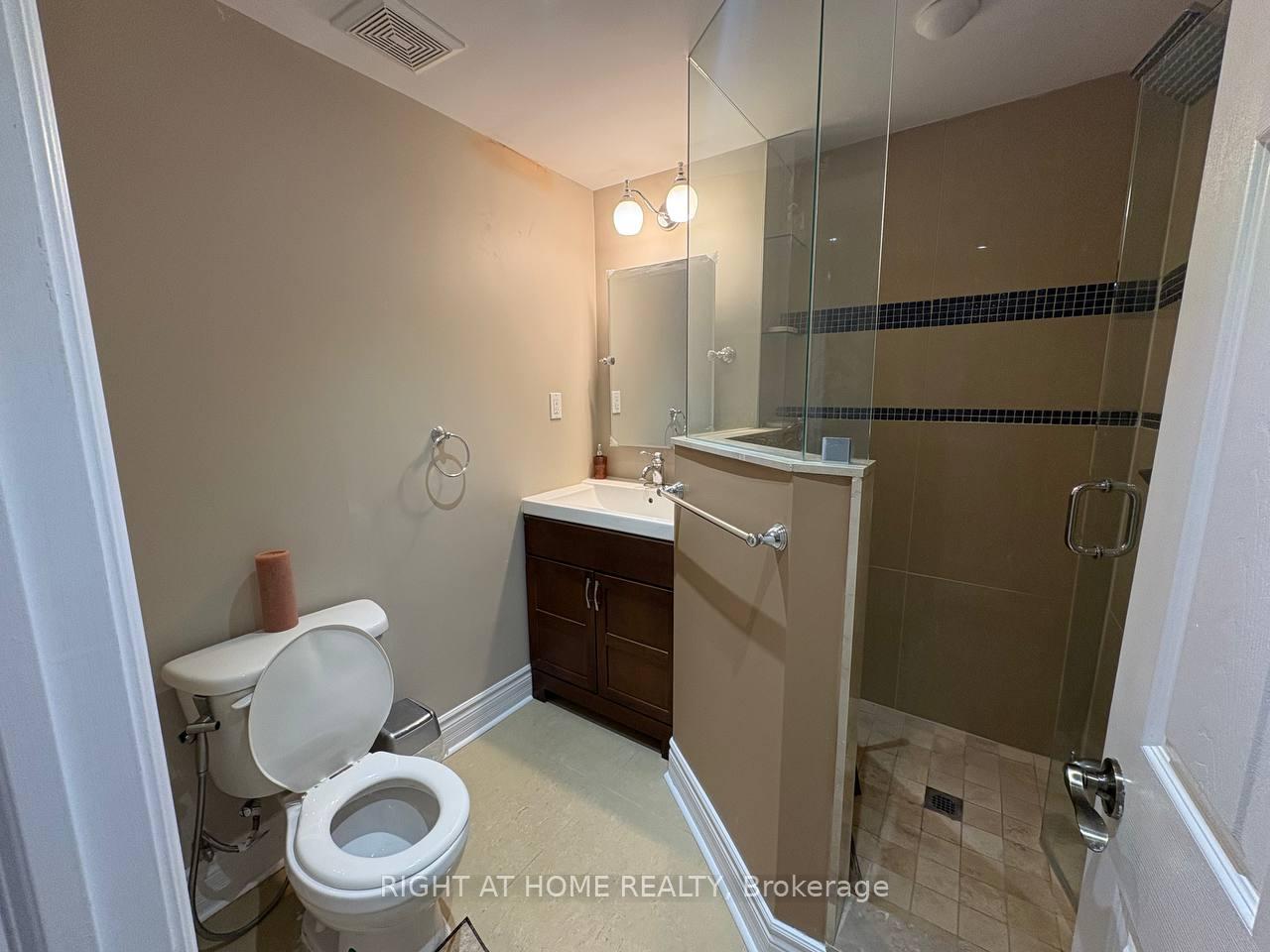 Photo 7 of Unit Basement, 238 Summeridge Drive, Vaughan, Patterson — HOMEH