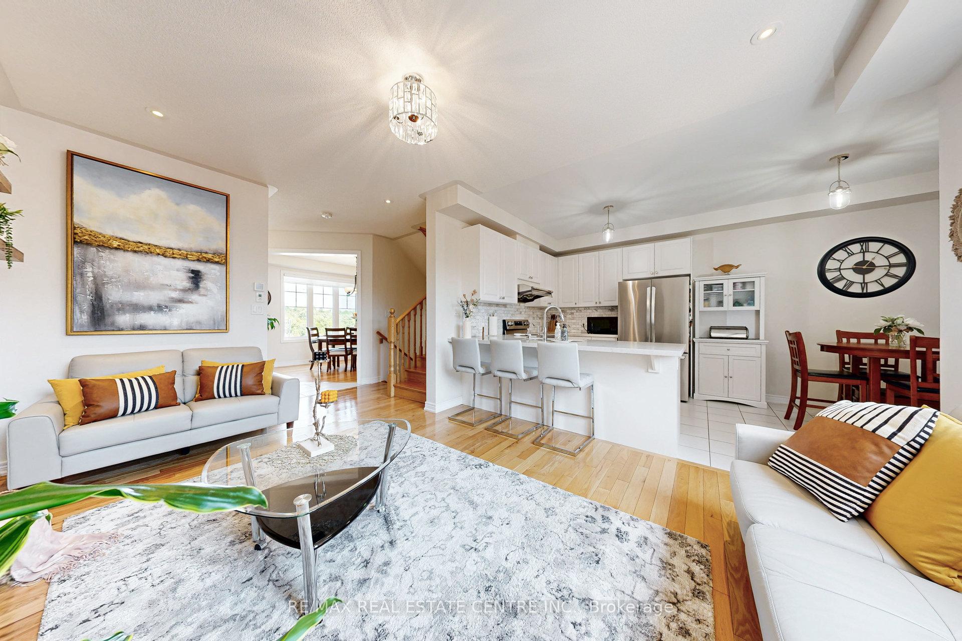 Photo 12 of 144 Coronation Road, Whitby, Williamsburg — HOMEH