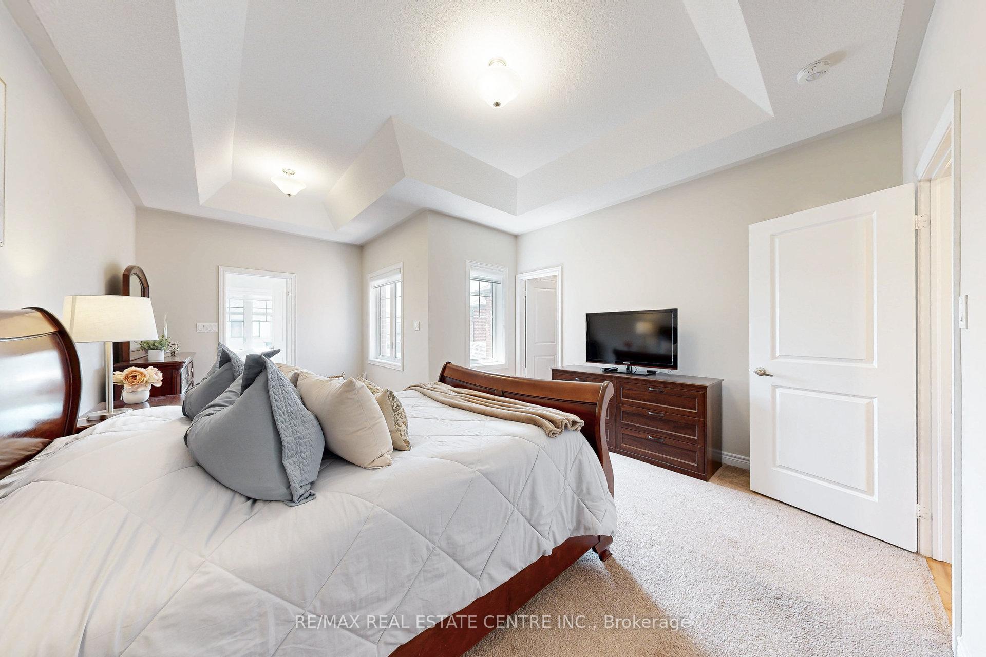 Photo 29 of 144 Coronation Road, Whitby, Williamsburg — HOMEH