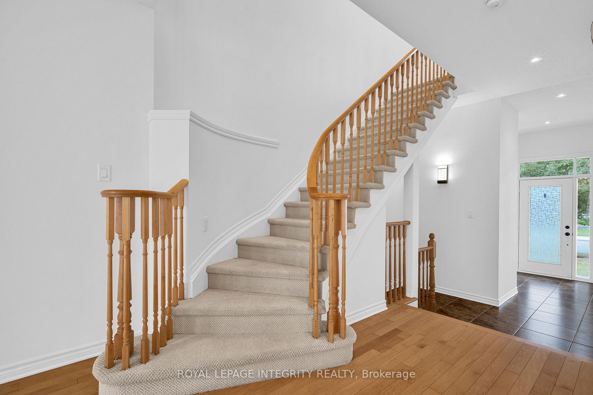 Photo 6 of 216 Cooks Mill Crescent, Ottawa, Riverside South — HOMEH