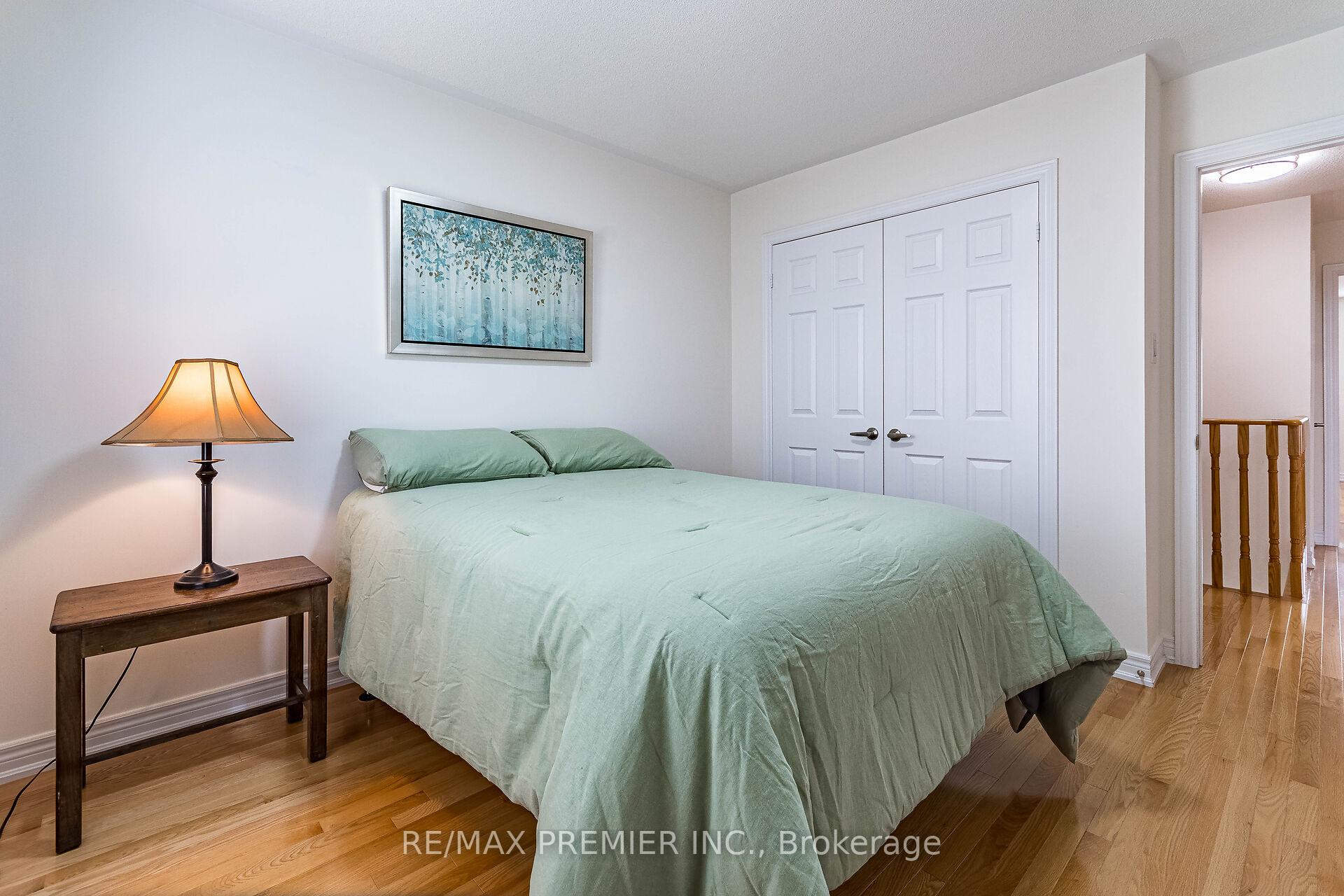 Photo 25 of 47 Barli Crescent, Vaughan, Patterson — HOMEH