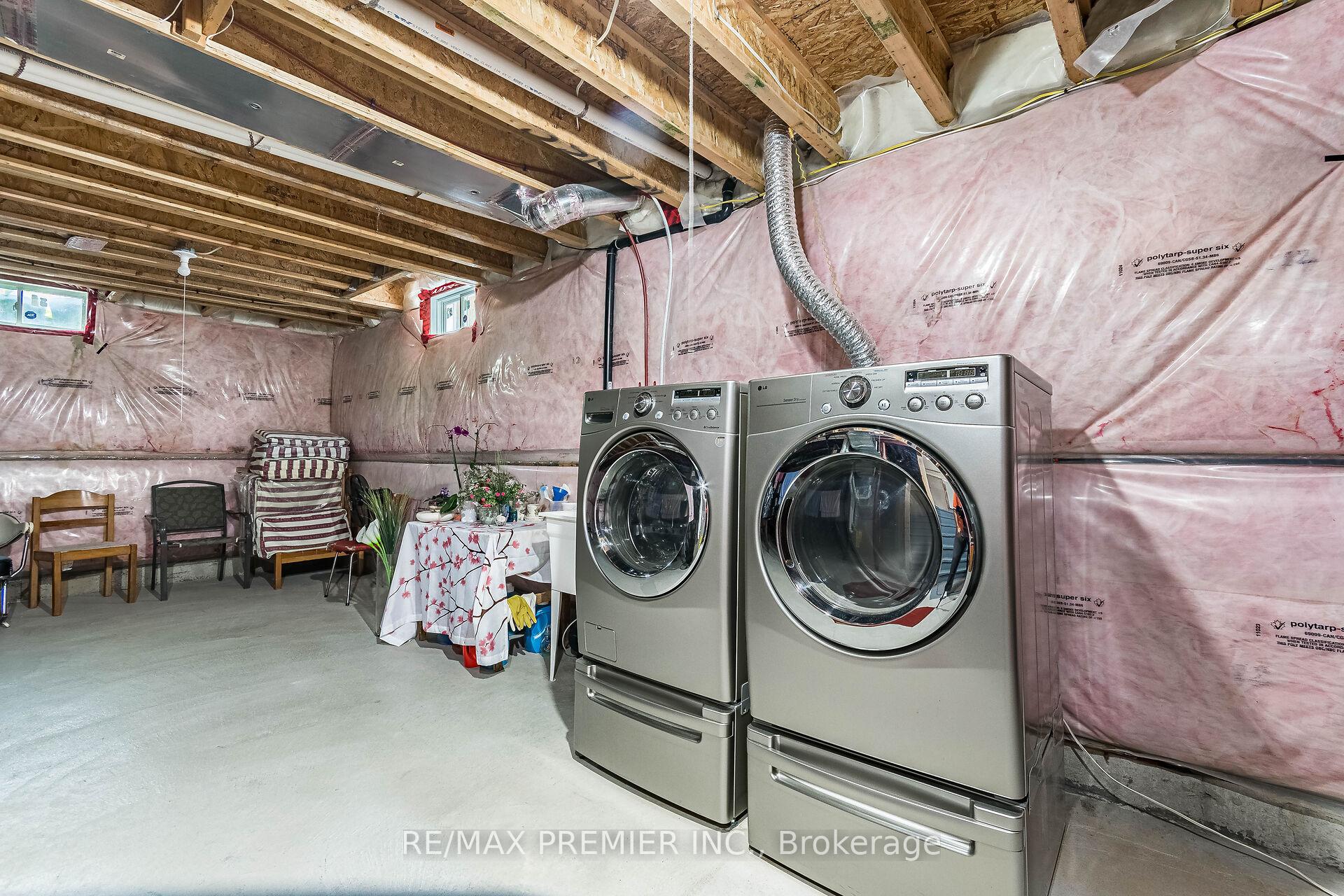 Photo 27 of 47 Barli Crescent, Vaughan, Patterson — HOMEH