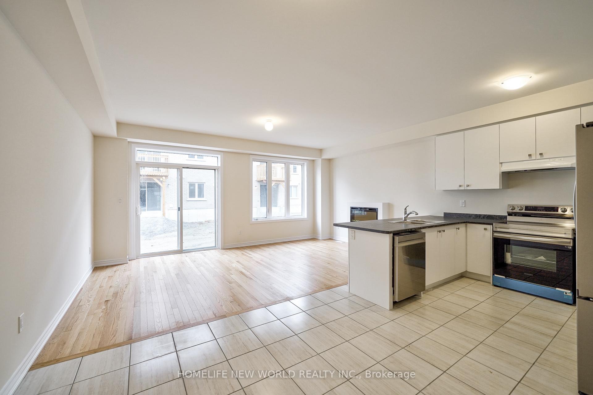 Photo 13 of 1006 Crowsnest Hollow, Pickering, Rural Pickering — HOMEH