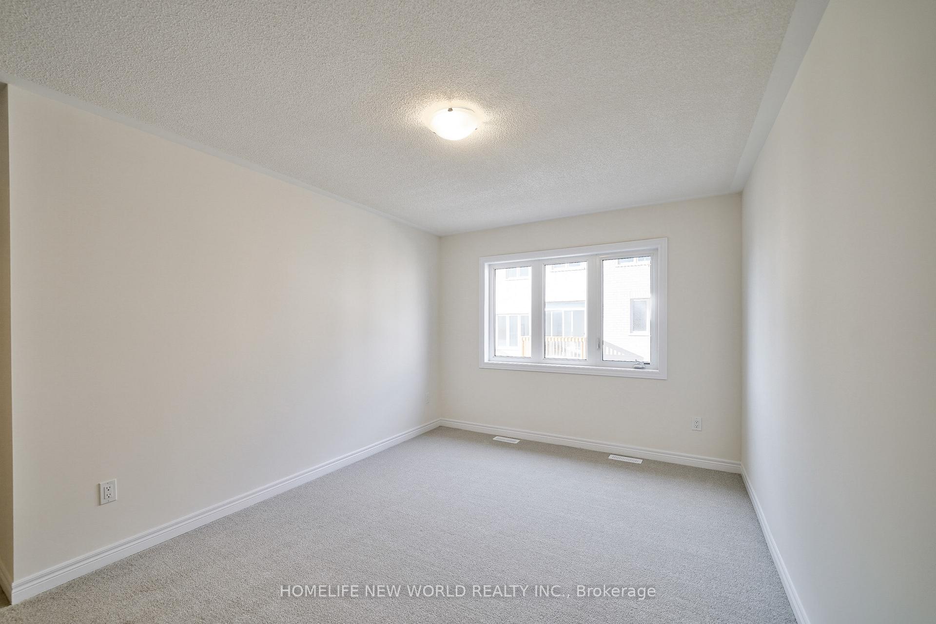 Photo 36 of 1006 Crowsnest Hollow, Pickering, Rural Pickering — HOMEH
