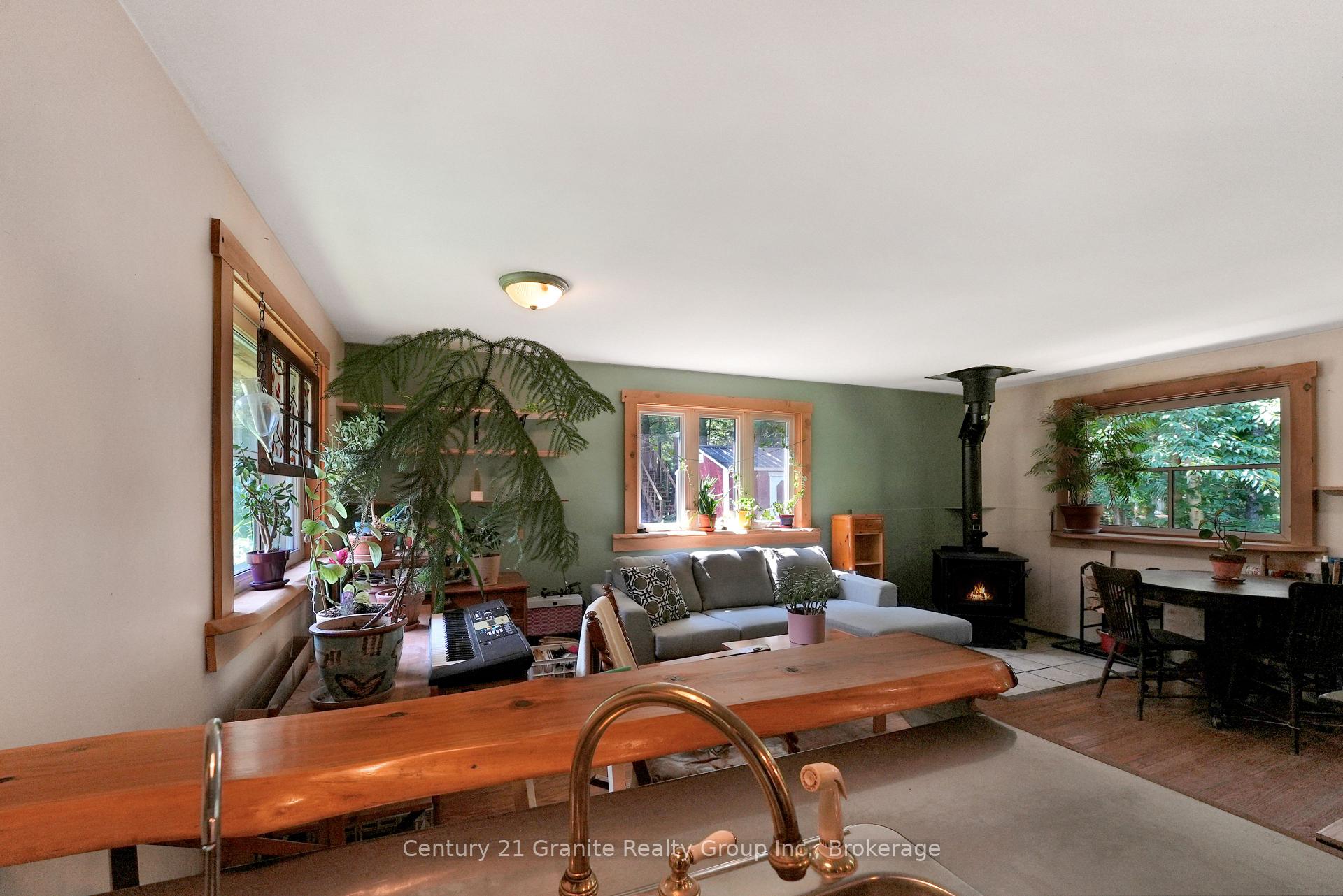 Photo 16 of 1842 Buckslide Road, Algonquin Highlands, Stanhope — HOMEH