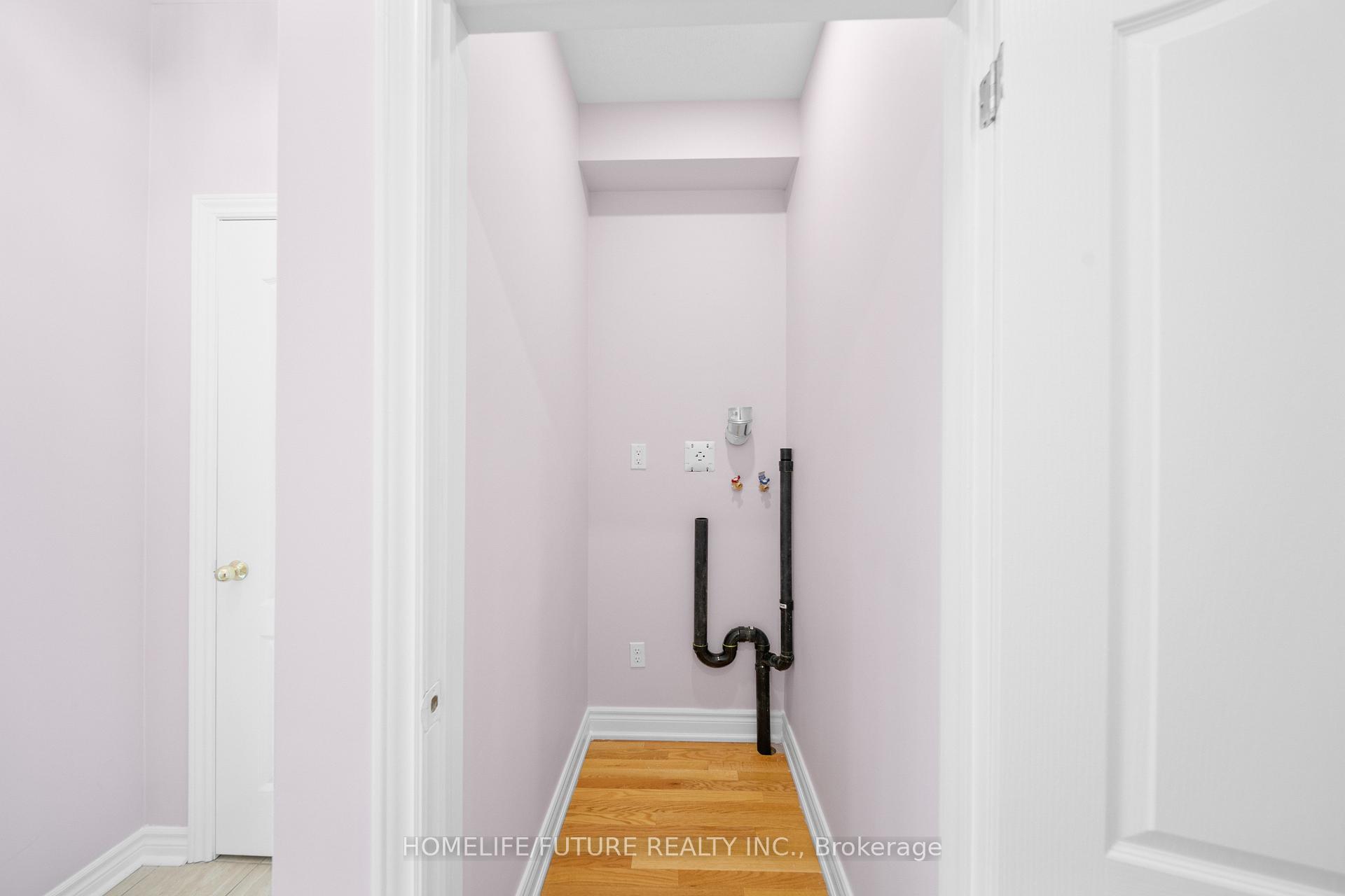 Photo 4 of 1530 Bruny Avenue, Pickering, Duffin Heights — HOMEH
