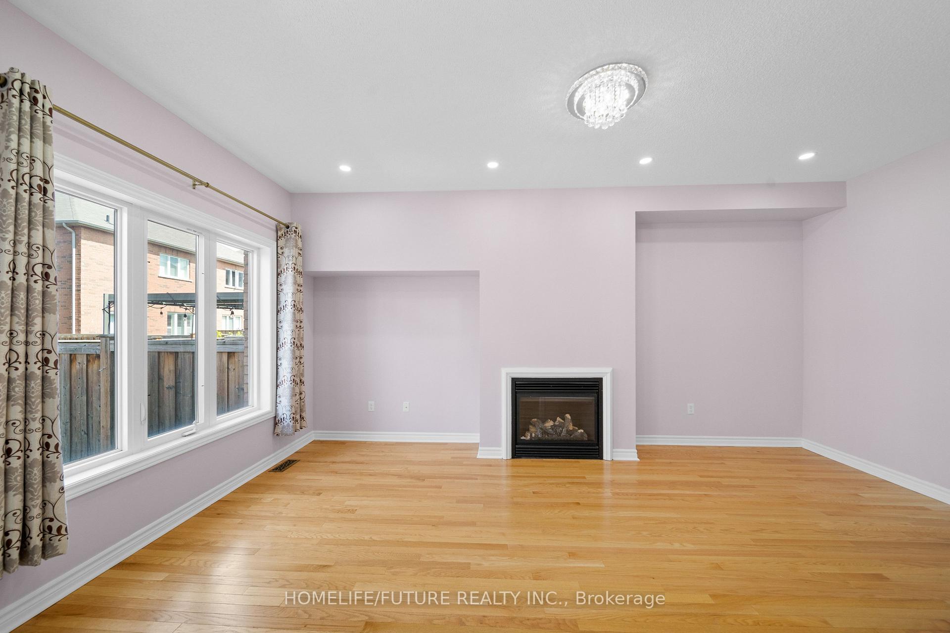Photo 12 of 1530 Bruny Avenue, Pickering, Duffin Heights — HOMEH