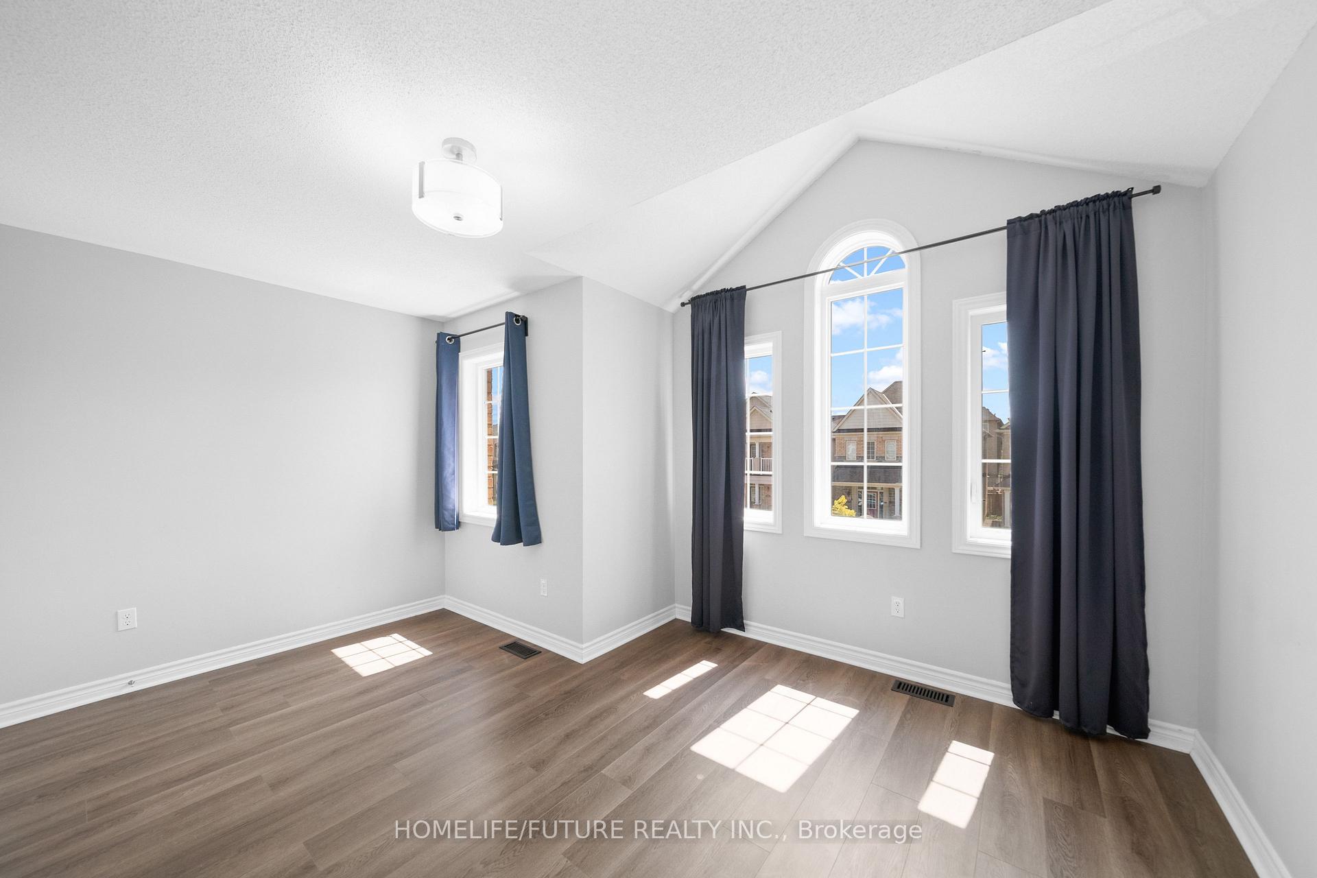 Photo 17 of 1530 Bruny Avenue, Pickering, Duffin Heights — HOMEH