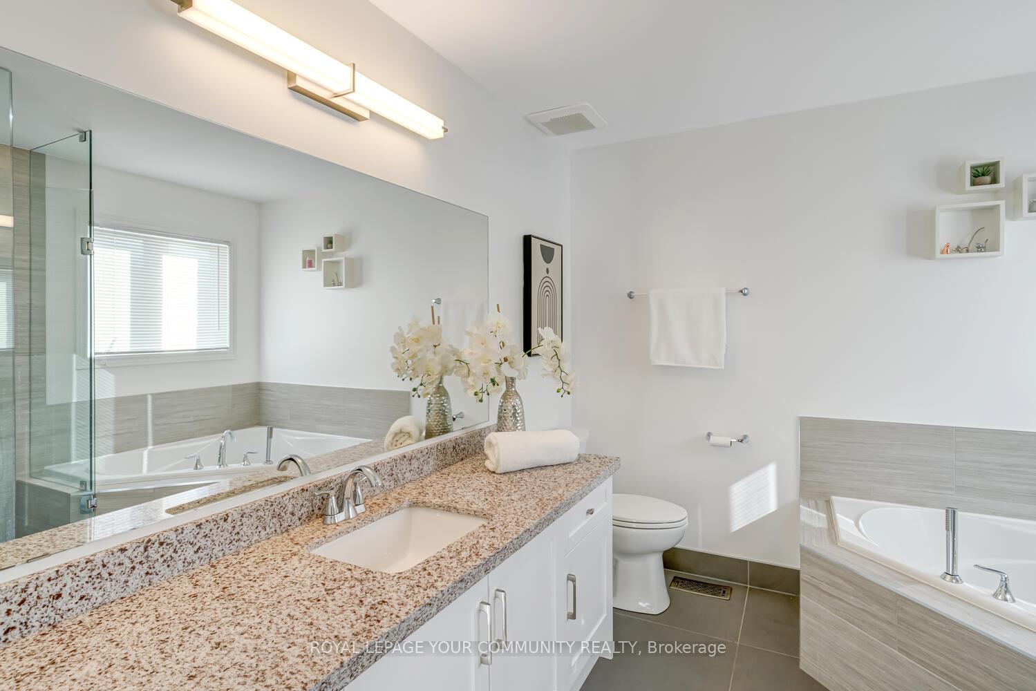Photo 32 of 67 Cabernet Road, Vaughan, Patterson — HOMEH