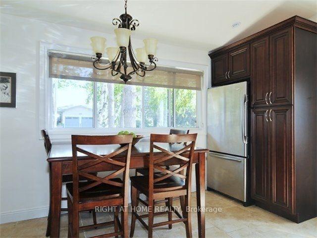 Photo 8 of 1904 Spruce Hill Road, Pickering, Dunbarton — HOMEH