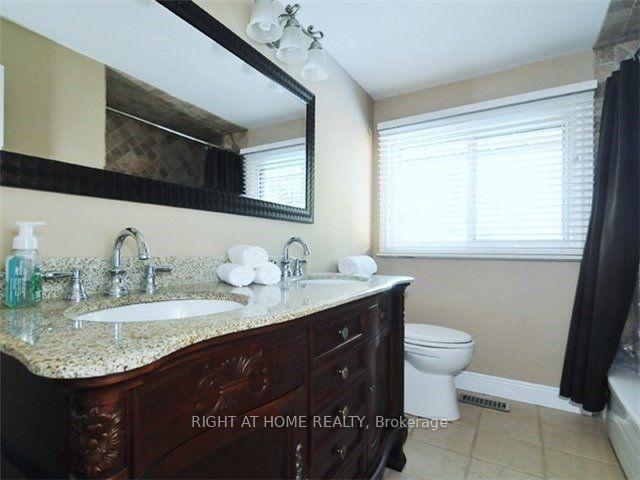 Photo 11 of 1904 Spruce Hill Road, Pickering, Dunbarton — HOMEH