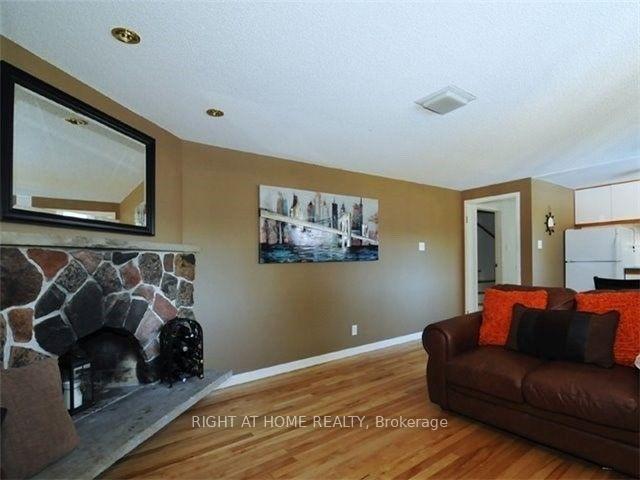 Photo 12 of 1904 Spruce Hill Road, Pickering, Dunbarton — HOMEH