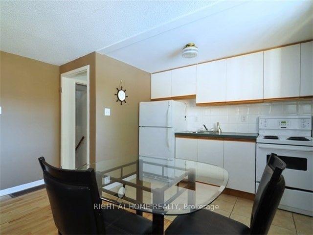Photo 13 of 1904 Spruce Hill Road, Pickering, Dunbarton — HOMEH