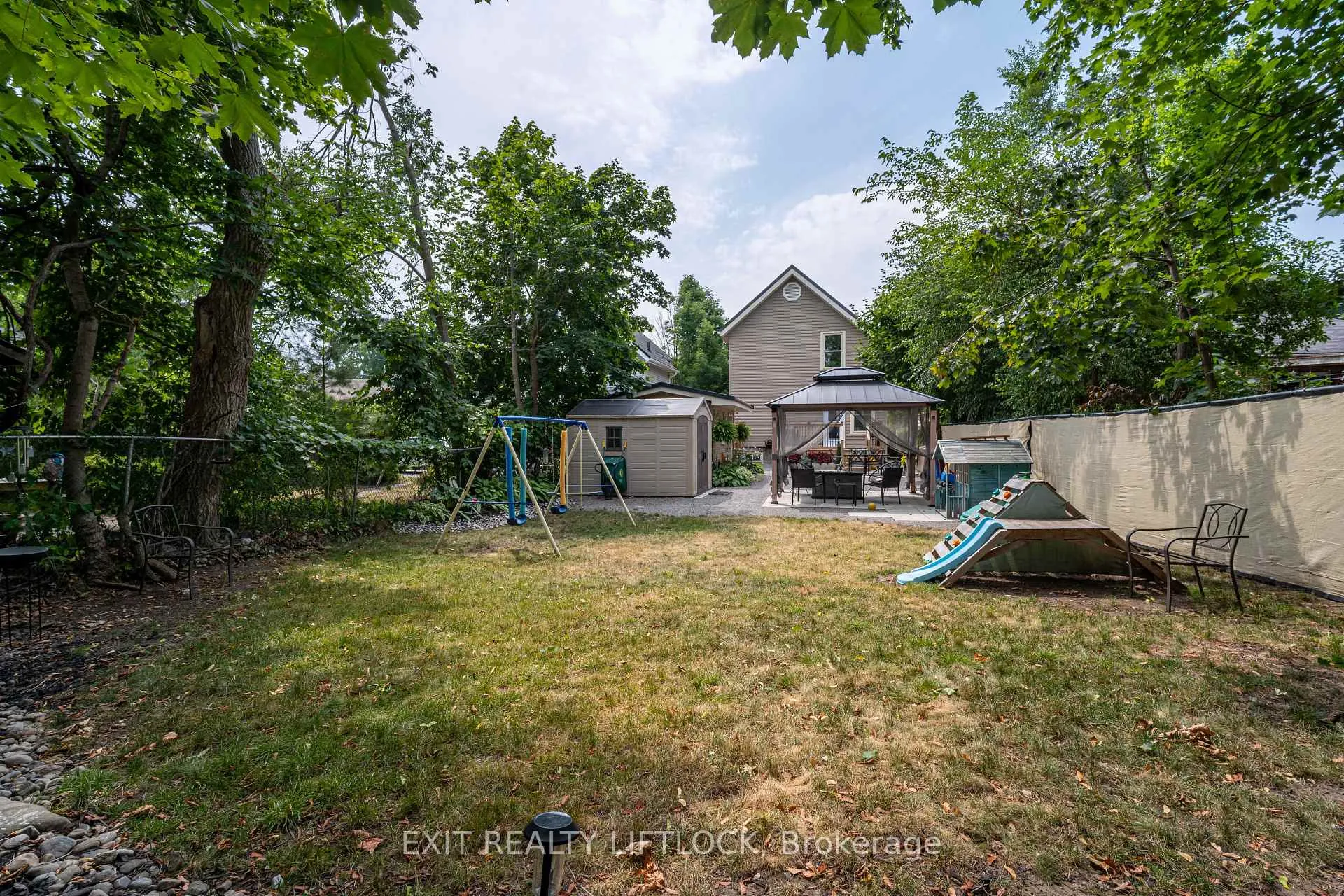 Photo 26 of 468 Cambridge Street, Peterborough, Town Ward 3 — HOMEH