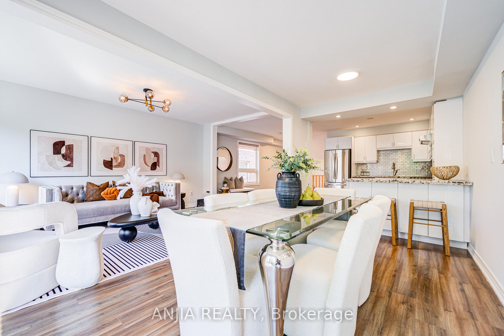 Photo 19 of 35 Martell Gate, Aurora, Bayview Northeast — HOMEH