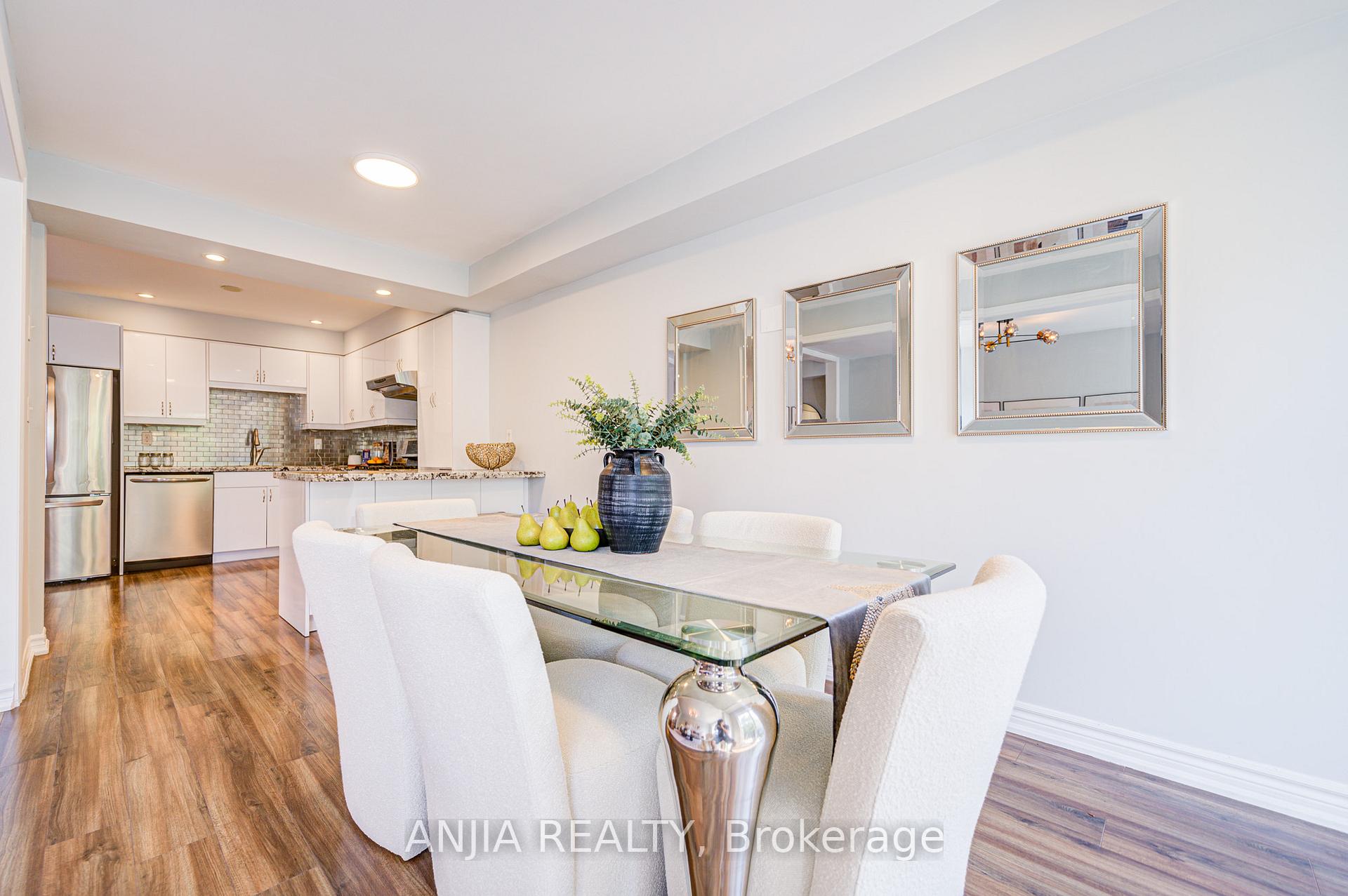 Photo 21 of 35 Martell Gate, Aurora, Bayview Northeast — HOMEH