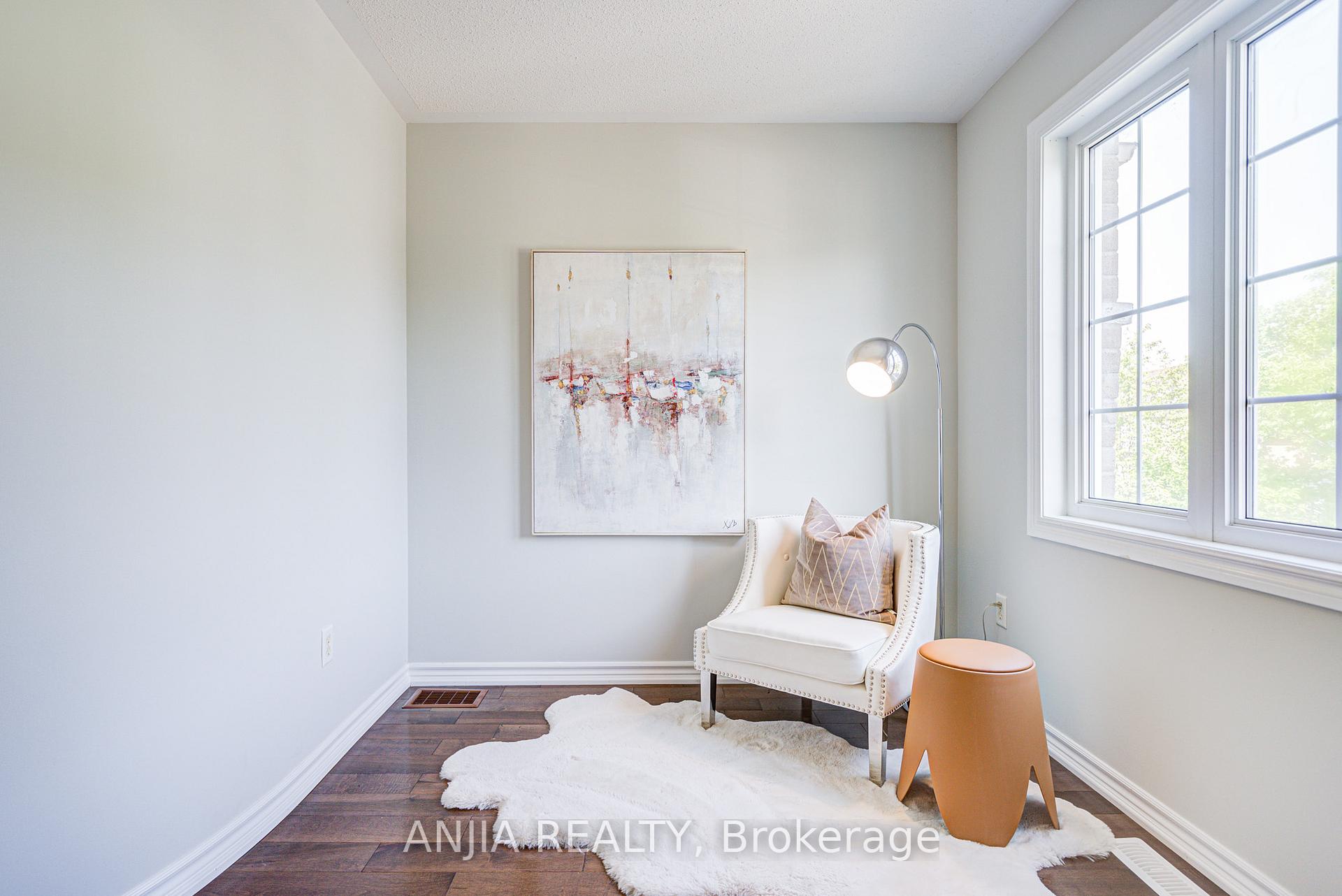 Photo 32 of 35 Martell Gate, Aurora, Bayview Northeast — HOMEH