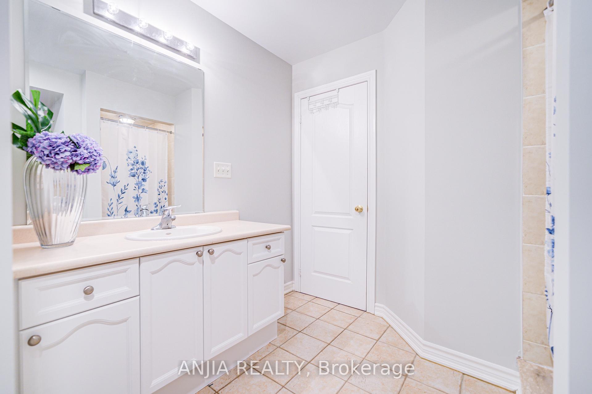 Photo 35 of 35 Martell Gate, Aurora, Bayview Northeast — HOMEH