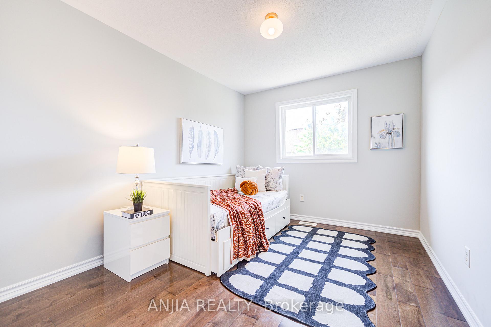 Photo 40 of 35 Martell Gate, Aurora, Bayview Northeast — HOMEH