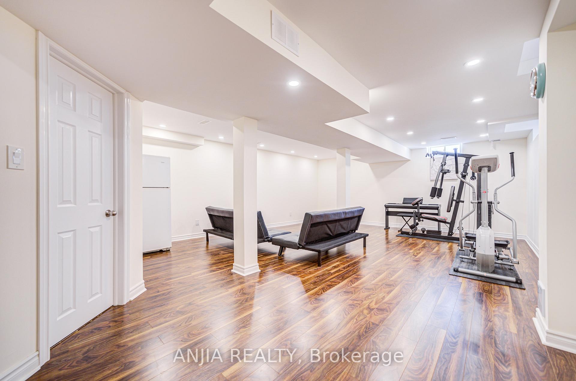 Photo 44 of 35 Martell Gate, Aurora, Bayview Northeast — HOMEH
