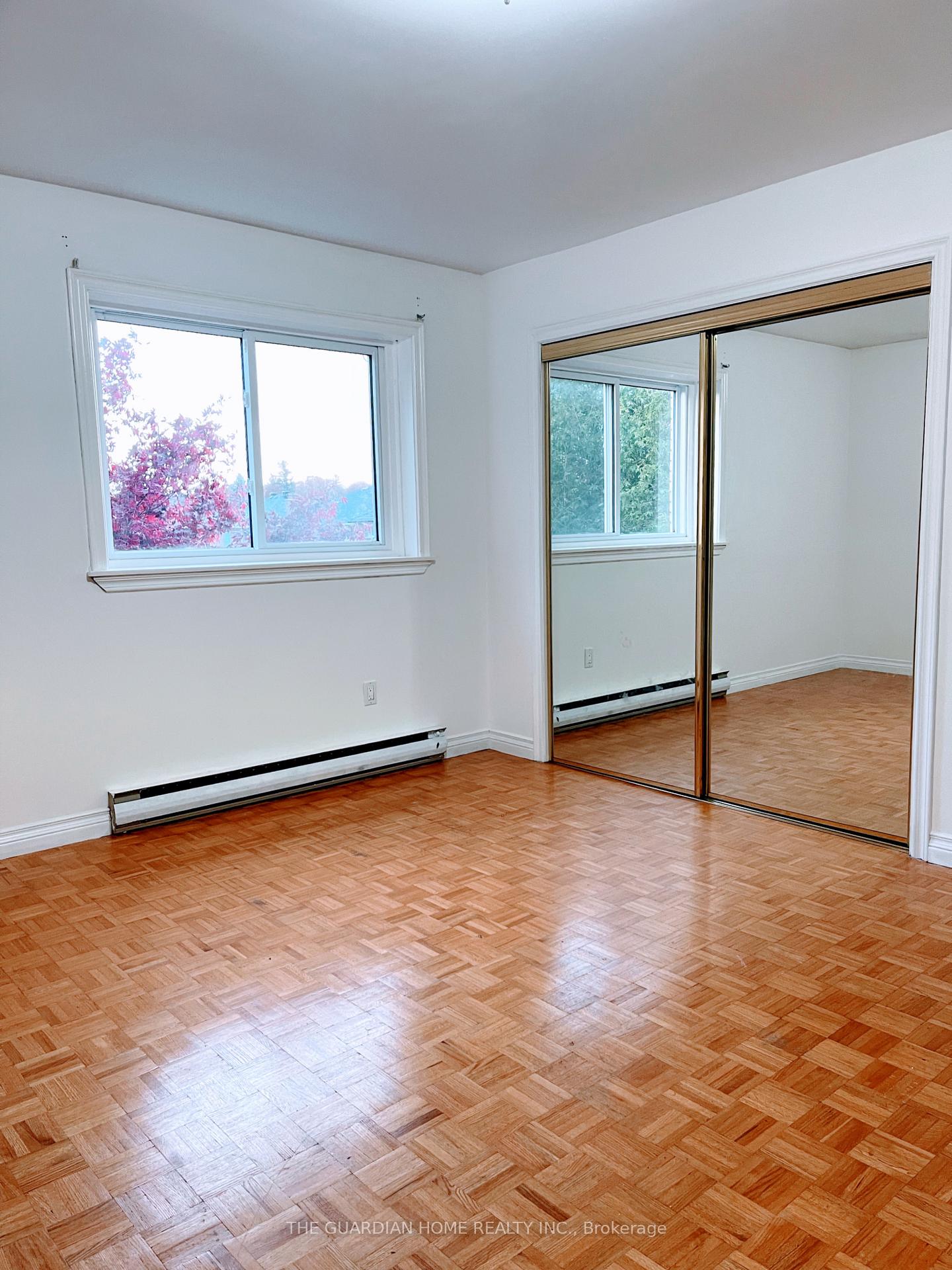 Photo 8 of Unit Main Fl, 240 Twyn Rivers Drive, Pickering, Rougemount — HOMEH