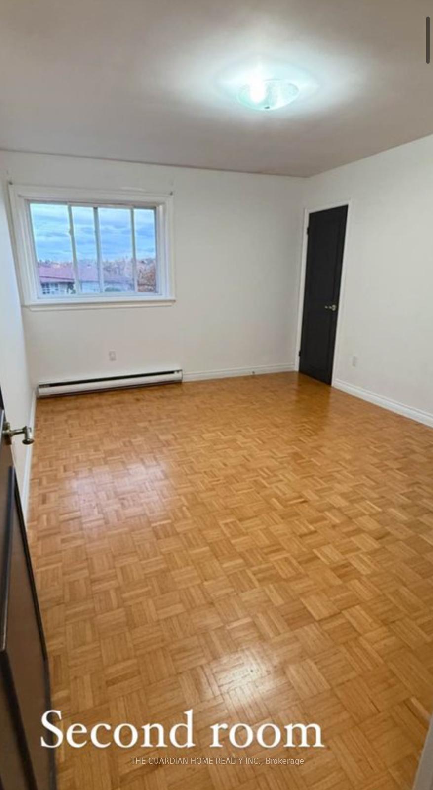 Photo 10 of Unit Main Fl, 240 Twyn Rivers Drive, Pickering, Rougemount — HOMEH