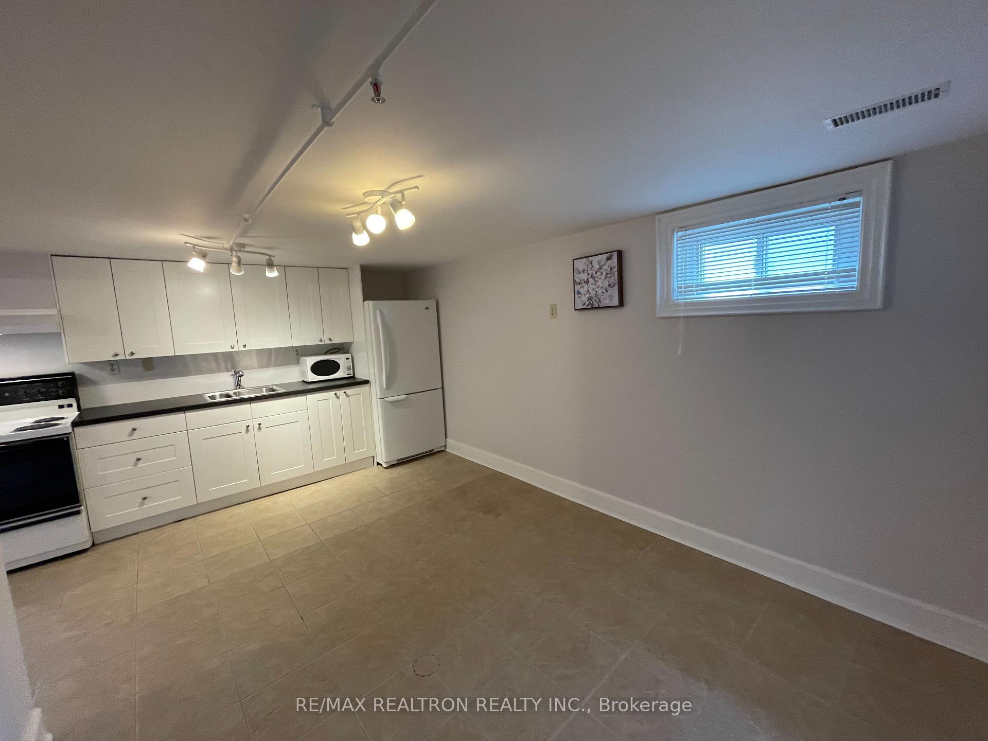 Photo 6 of Unit Lower, 62 Child Drive, Aurora, Aurora Highlands — HOMEH