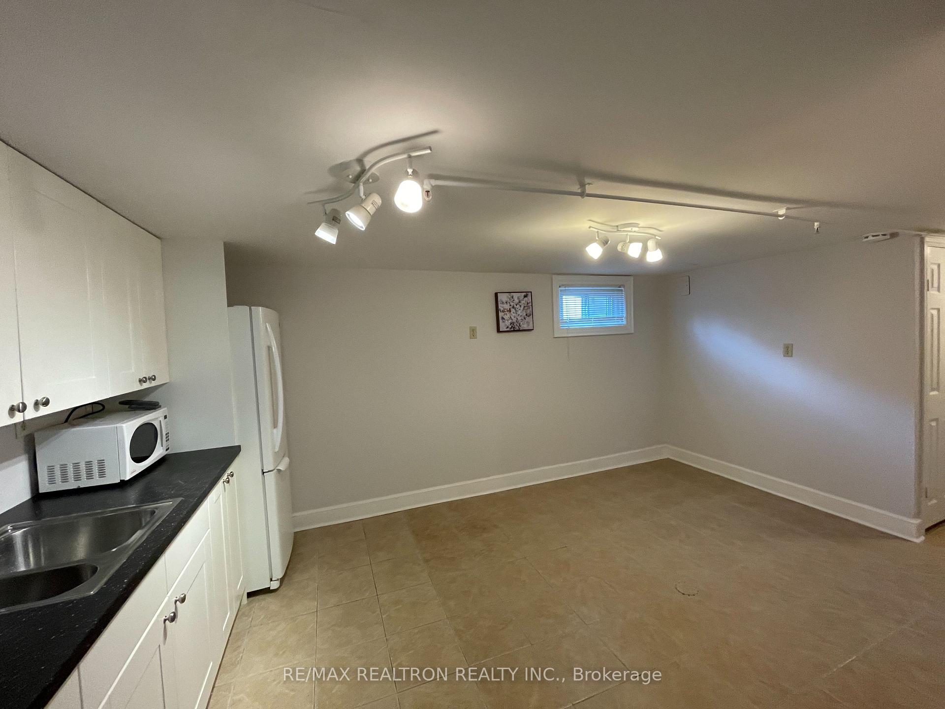 Photo 9 of Unit Lower, 62 Child Drive, Aurora, Aurora Highlands — HOMEH