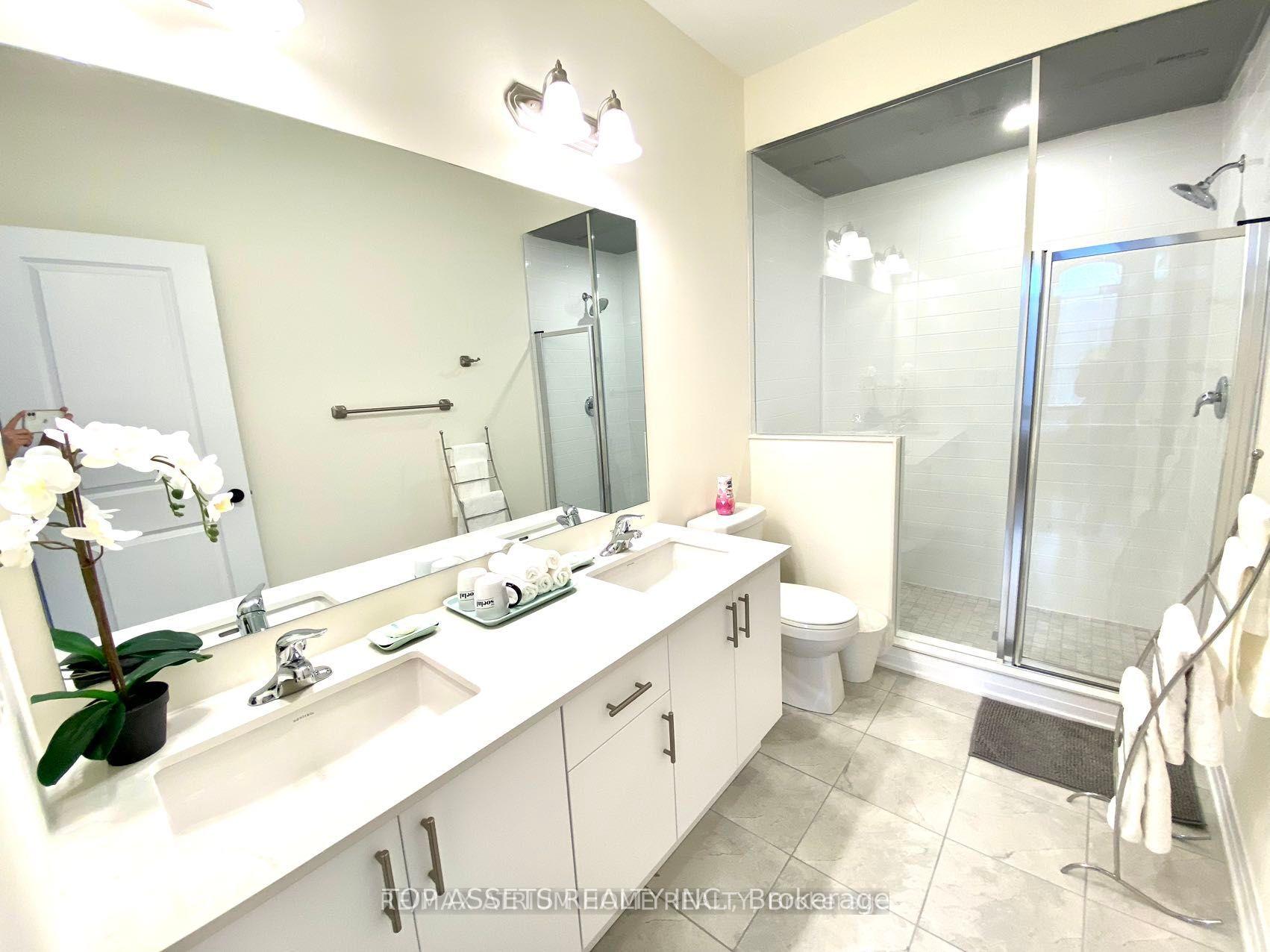 Photo 22 of 18 De La Roche Drive, Vaughan, Vellore Village — HOMEH