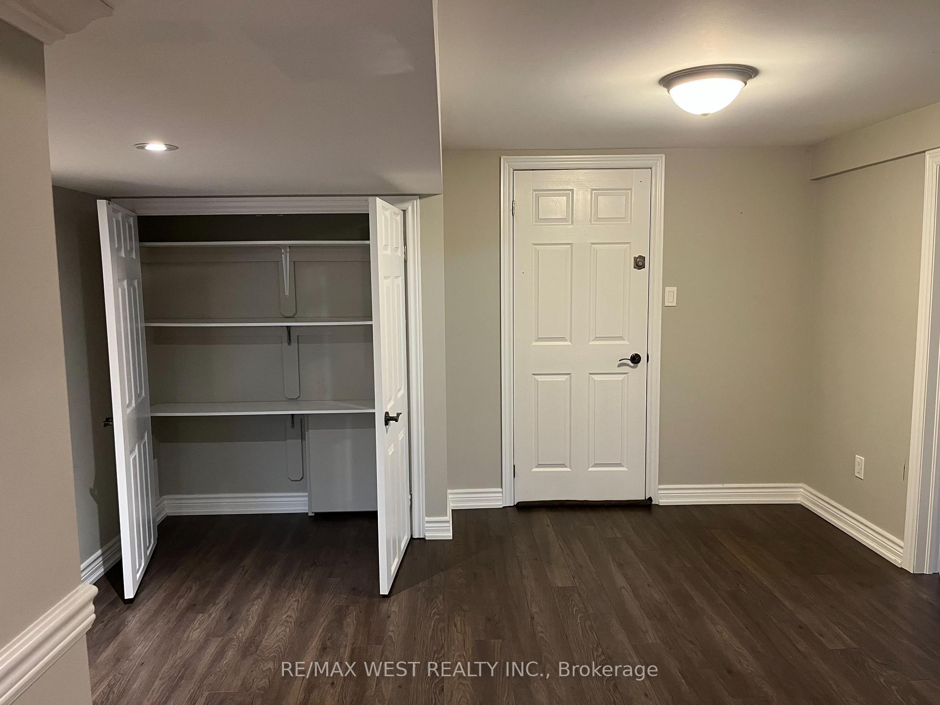 Photo 6 of Unit Bsmt, 255 Ridgefield Crescent, Vaughan, Maple — HOMEH