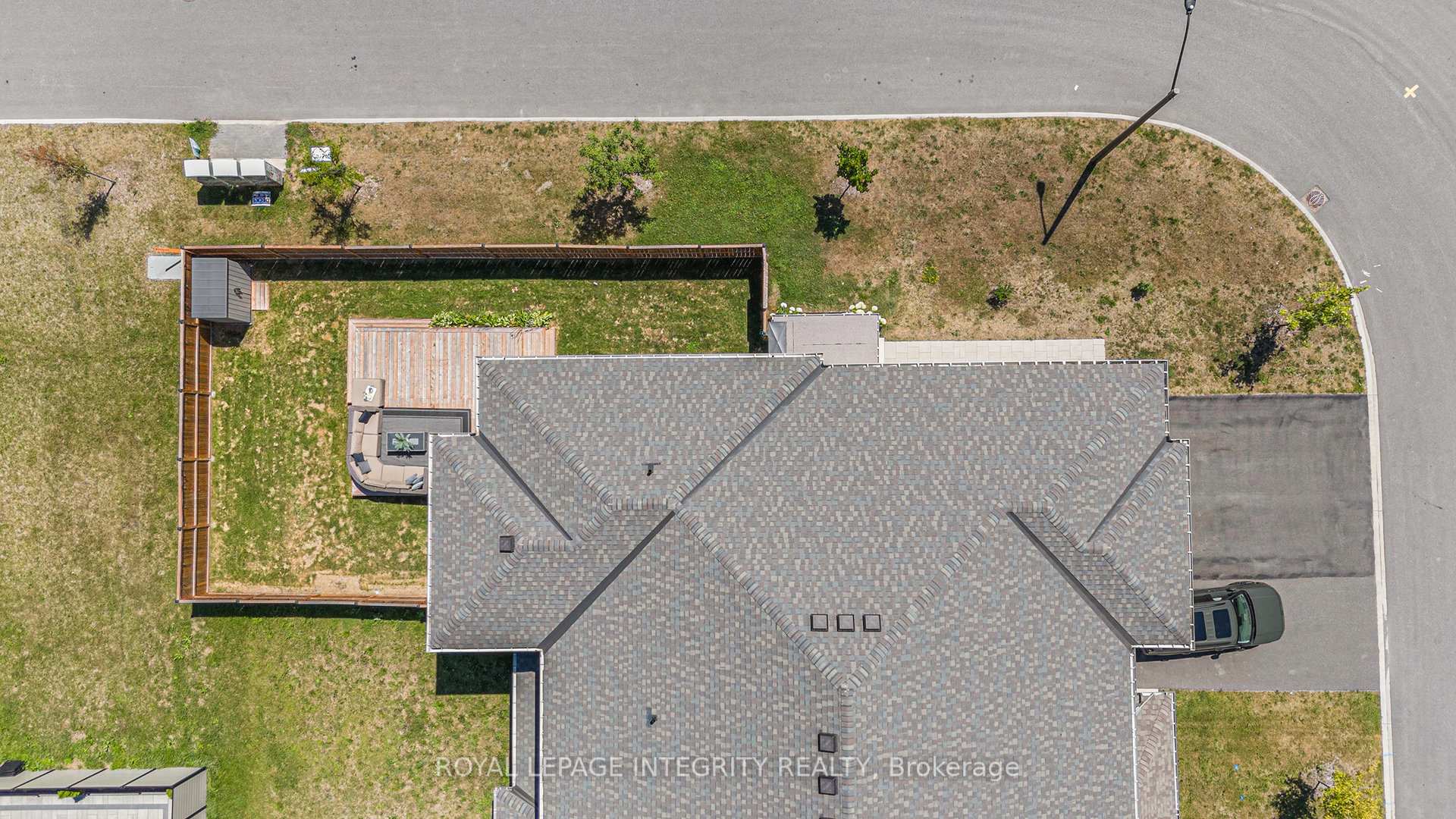 Photo 29 of 1043 Eider Street, Ottawa, Riverside South/Gloucester Glen — HOMEH