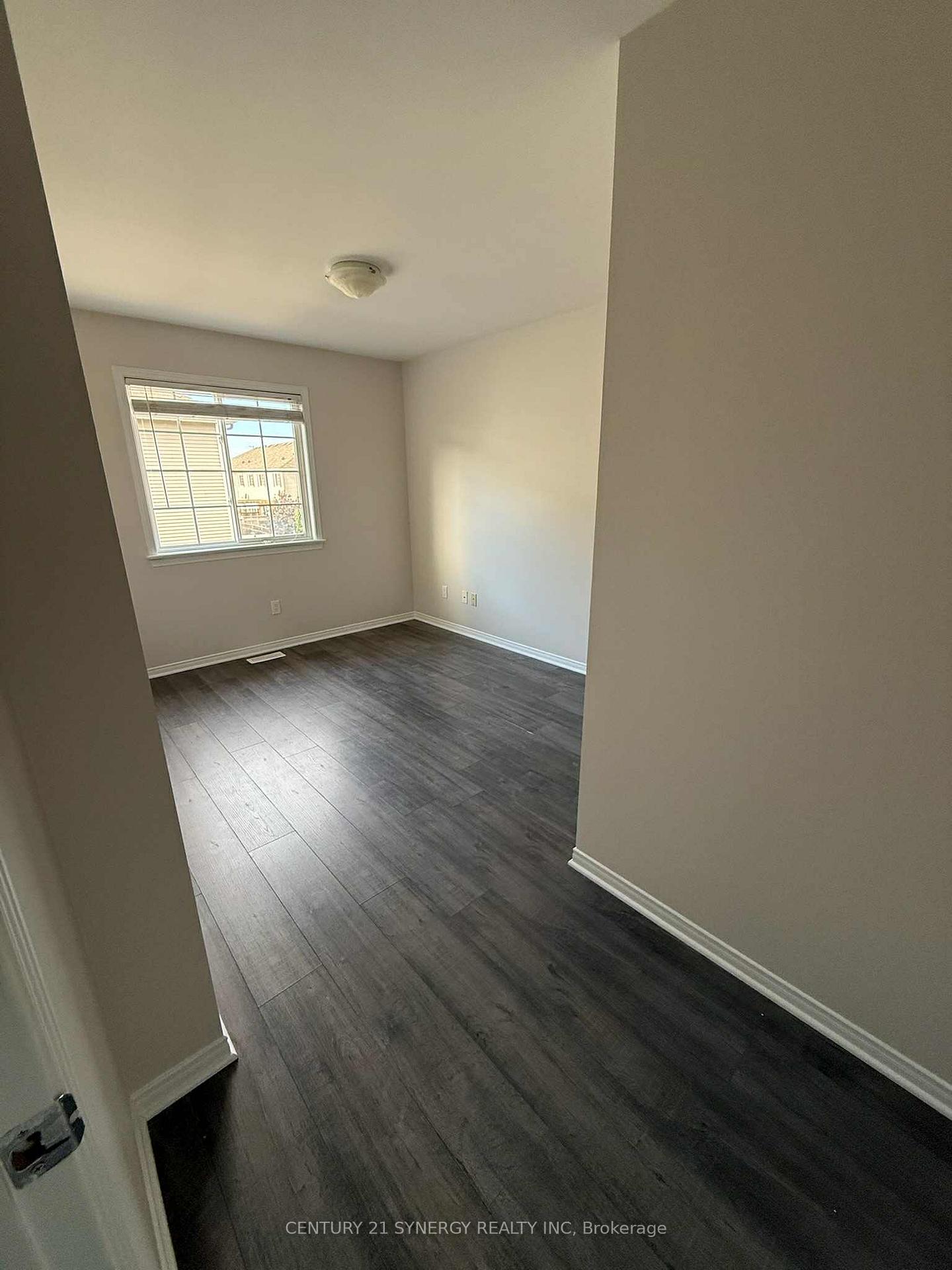 Photo 12 of 554 Ashbourne Crescent, Ottawa, Barrhaven - Stonebridge — HOMEH