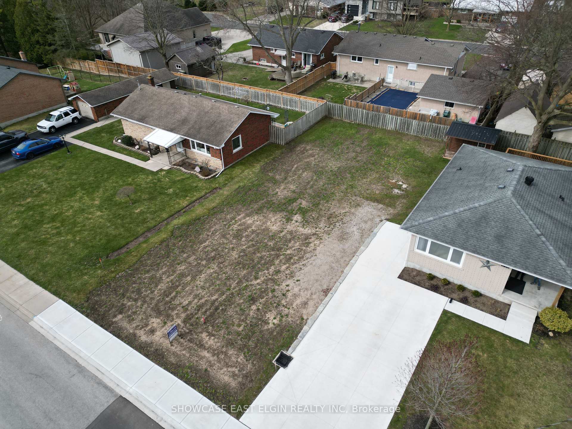 Photo 7 of 212 Caverly Road, Aylmer — HOMEH