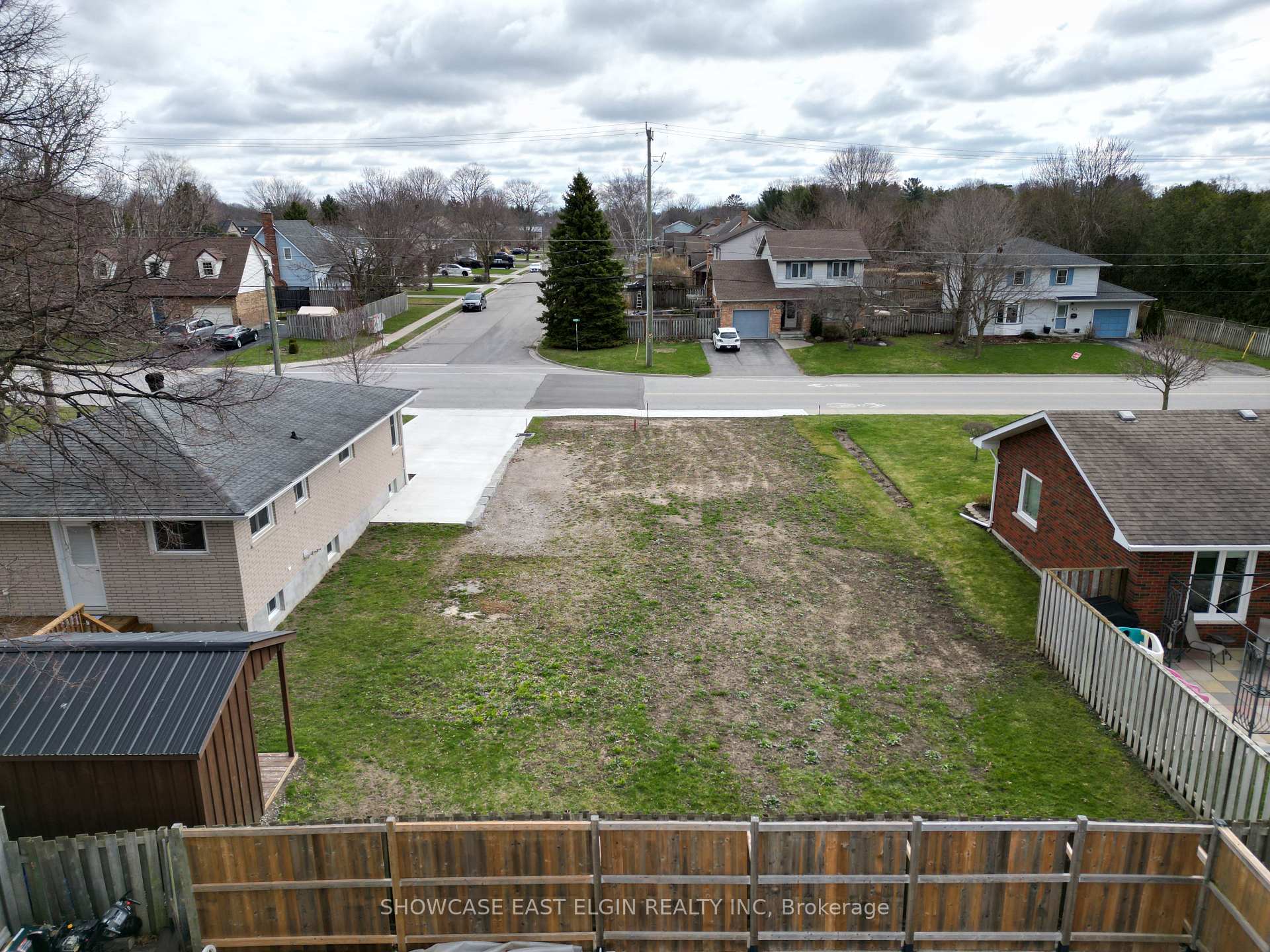 Photo 5 of 212 Caverly Road, Aylmer — HOMEH