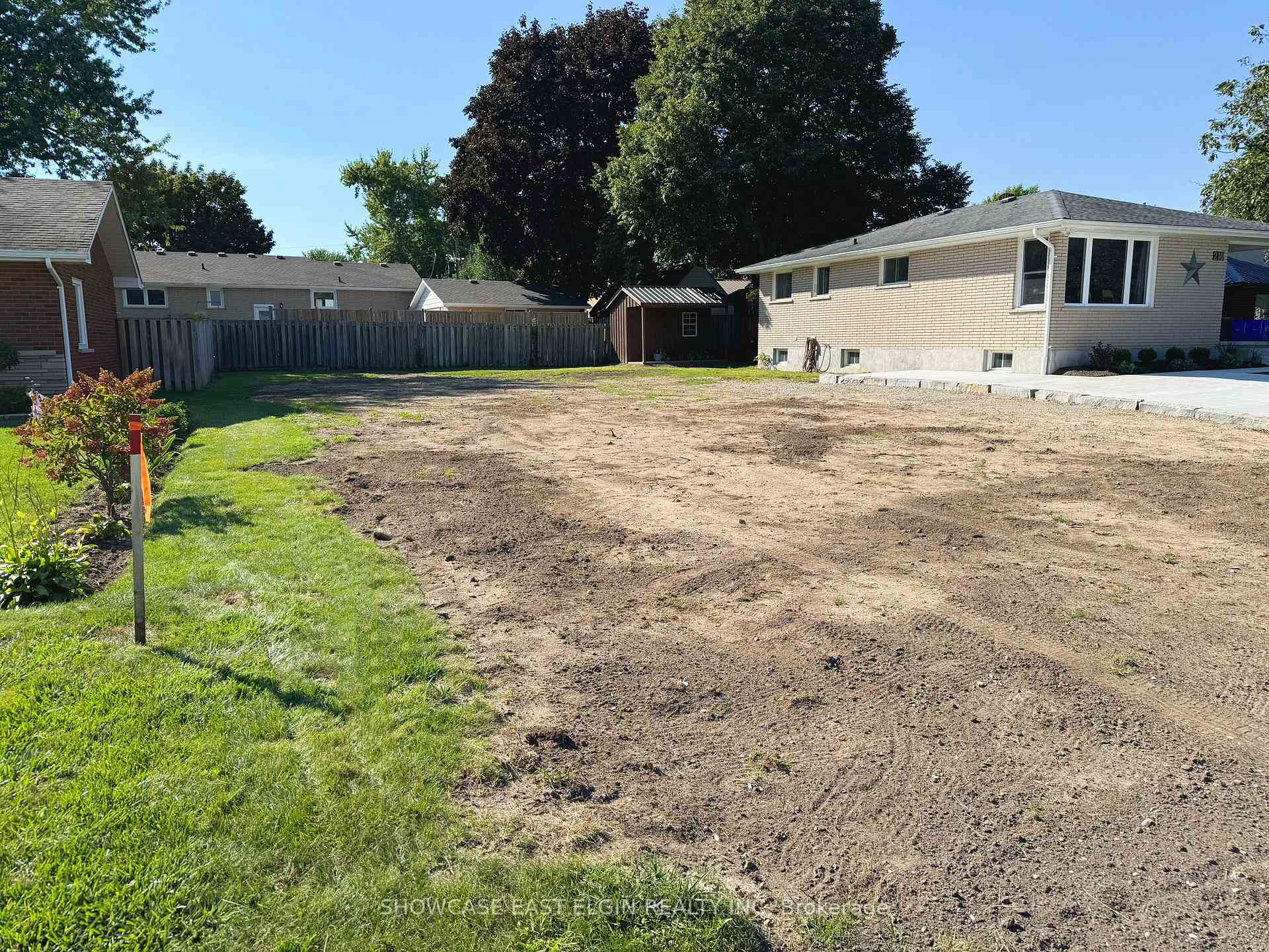 Photo 3 of 212 Caverly Road, Aylmer — HOMEH