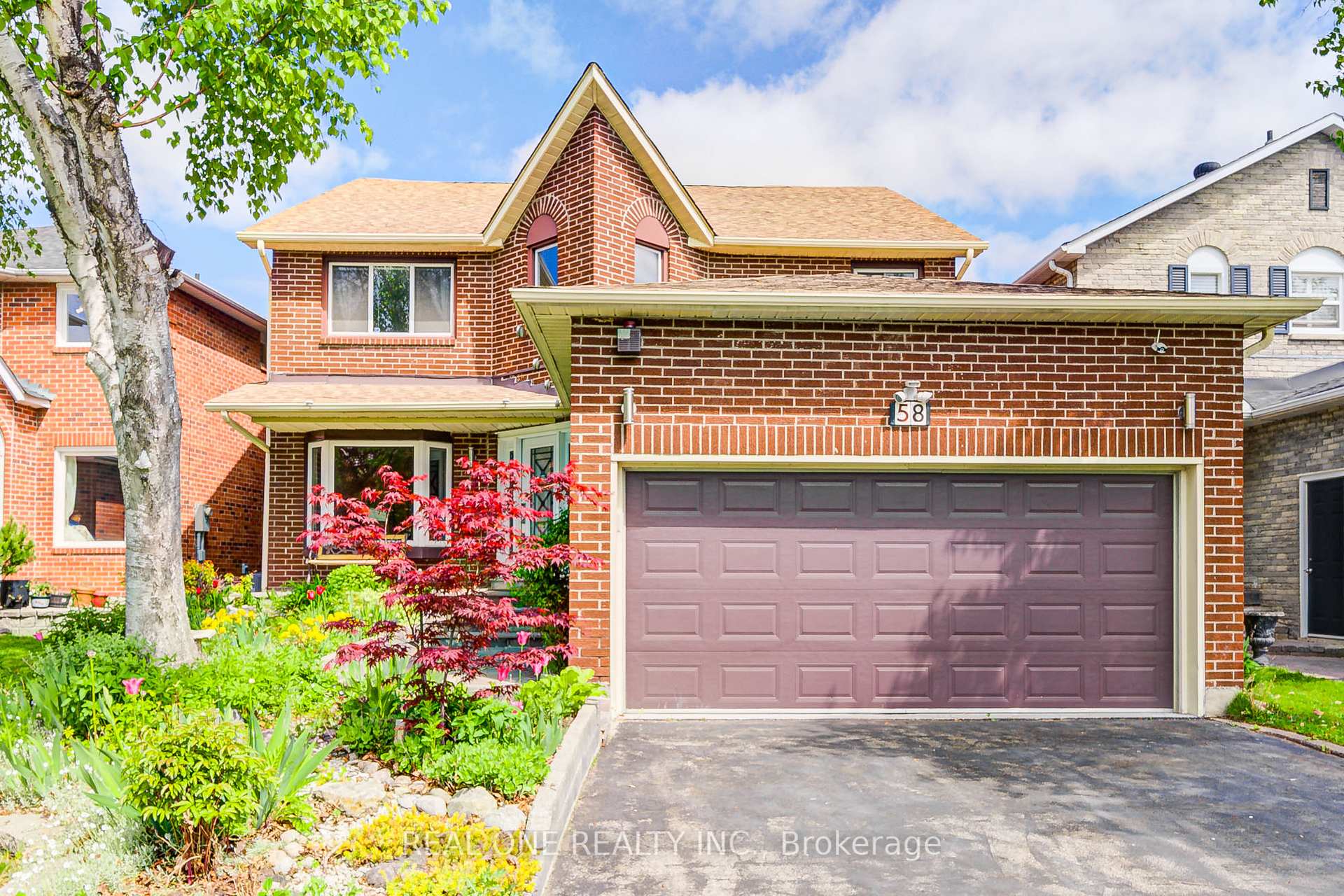 Photo 2 of 58 Joseph Aaron Boulevard, Vaughan, Brownridge — HOMEH