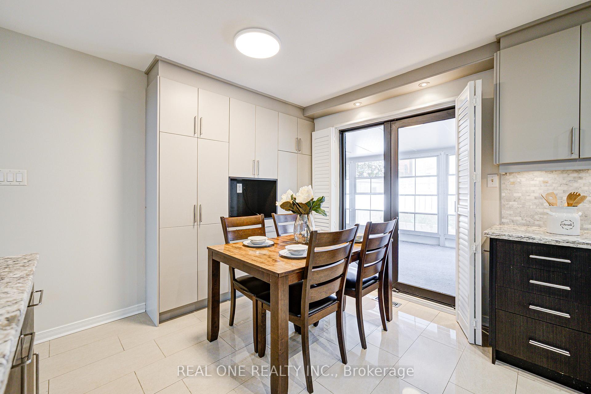 Photo 15 of 58 Joseph Aaron Boulevard, Vaughan, Brownridge — HOMEH