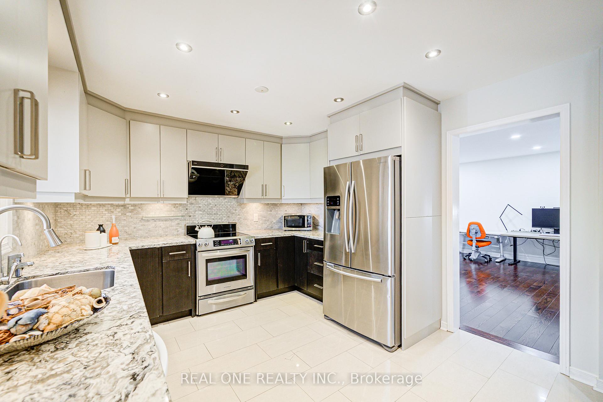 Photo 19 of 58 Joseph Aaron Boulevard, Vaughan, Brownridge — HOMEH