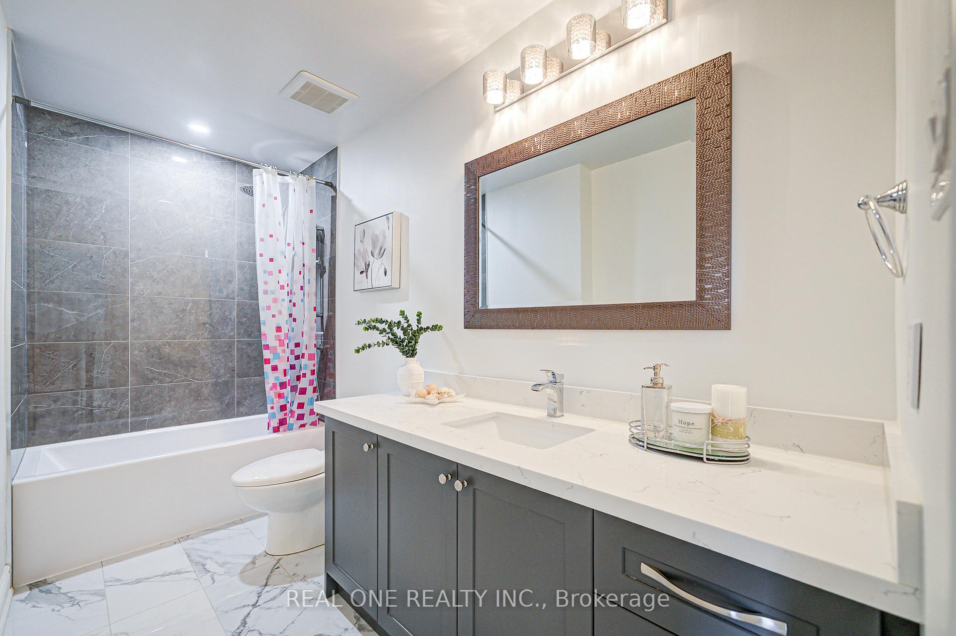Photo 30 of 58 Joseph Aaron Boulevard, Vaughan, Brownridge — HOMEH