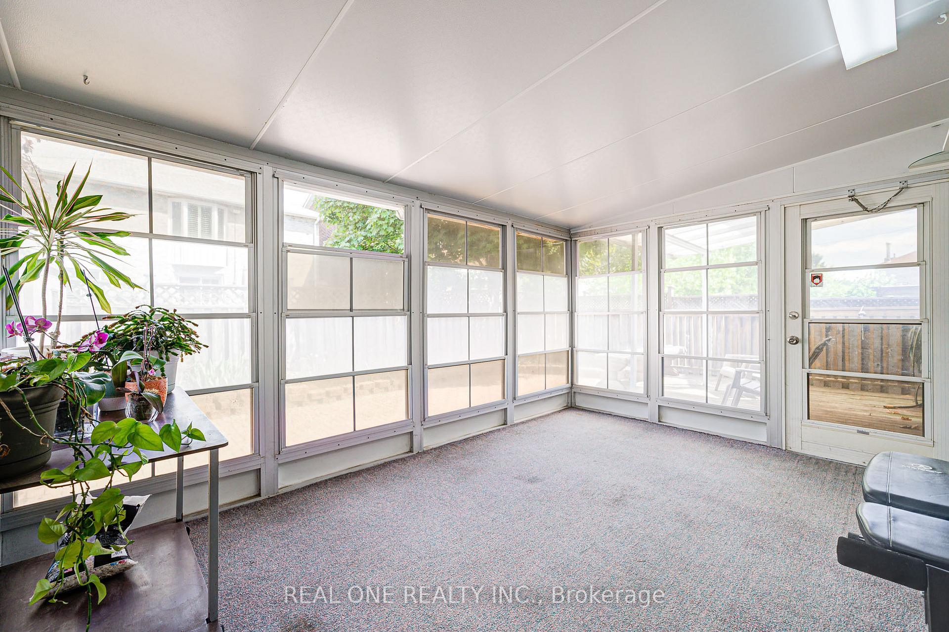 Photo 34 of 58 Joseph Aaron Boulevard, Vaughan, Brownridge — HOMEH