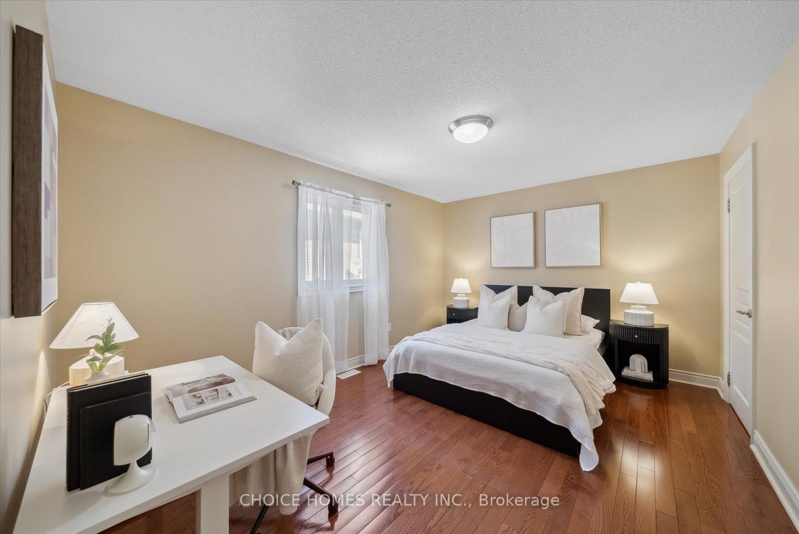 Photo 41 of 105 Rivers Edge Place, Whitby, Taunton North — HOMEH