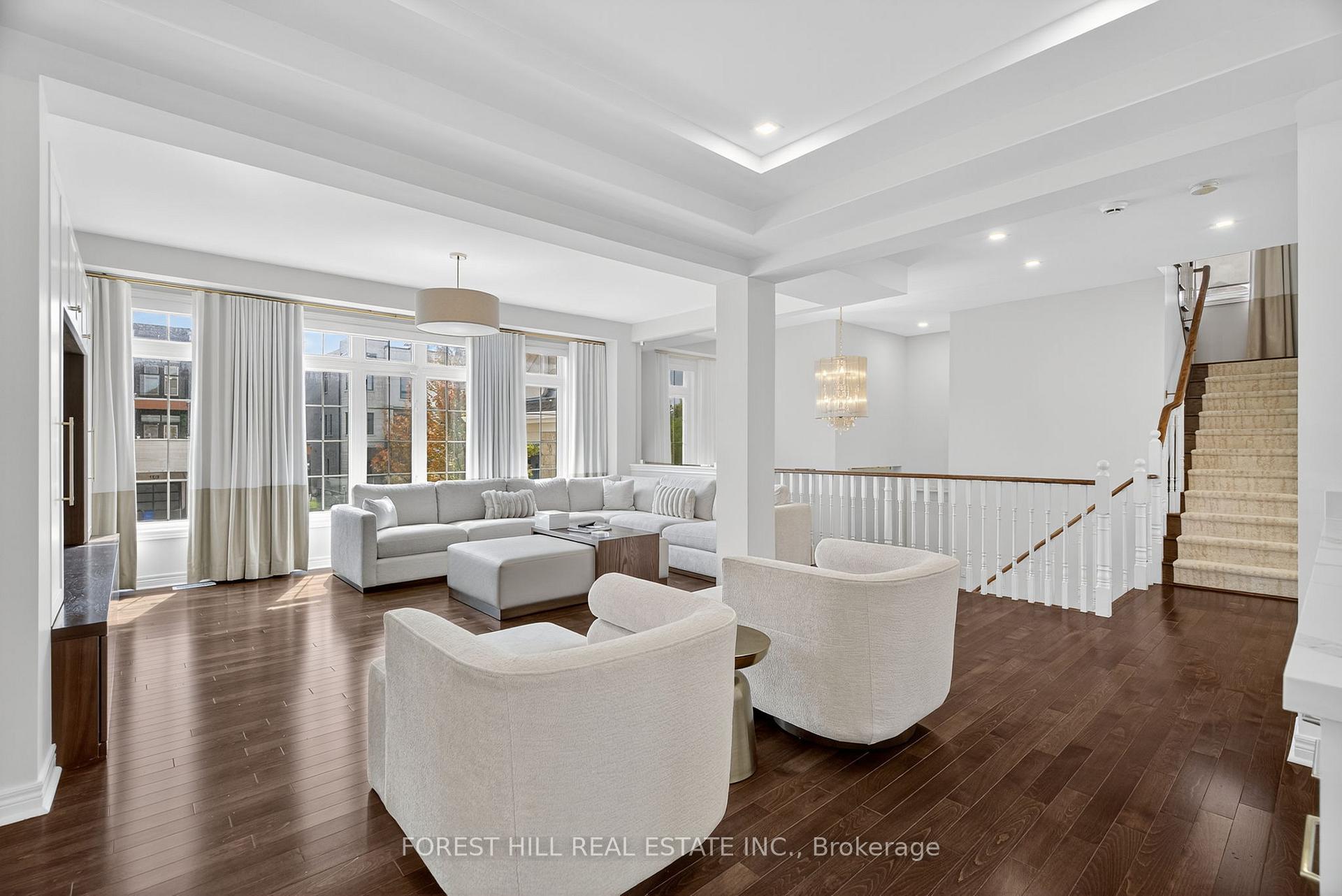 Photo 11 of 138 Lebovic Campus Drive, Vaughan, Patterson — HOMEH