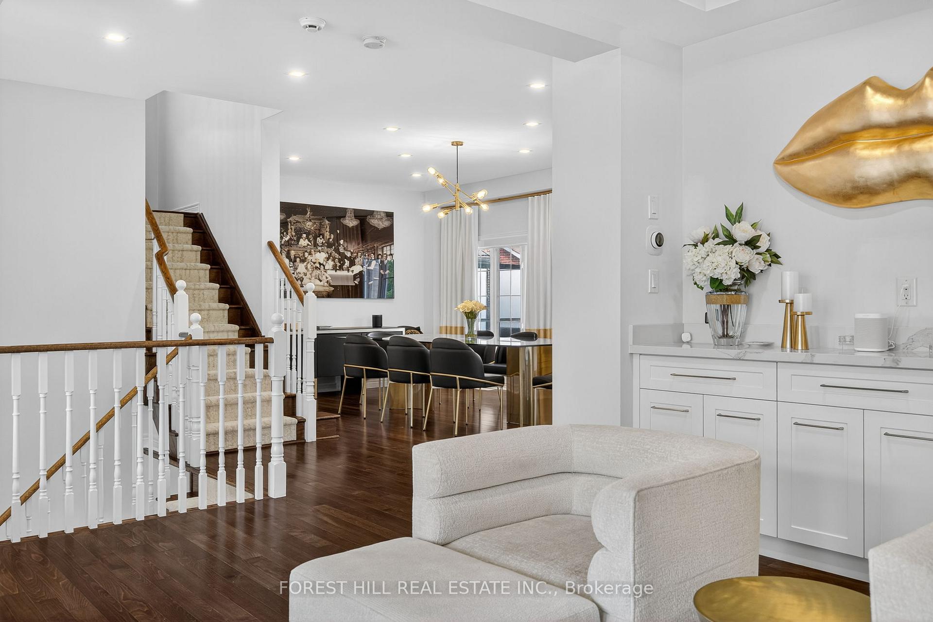Photo 15 of 138 Lebovic Campus Drive, Vaughan, Patterson — HOMEH