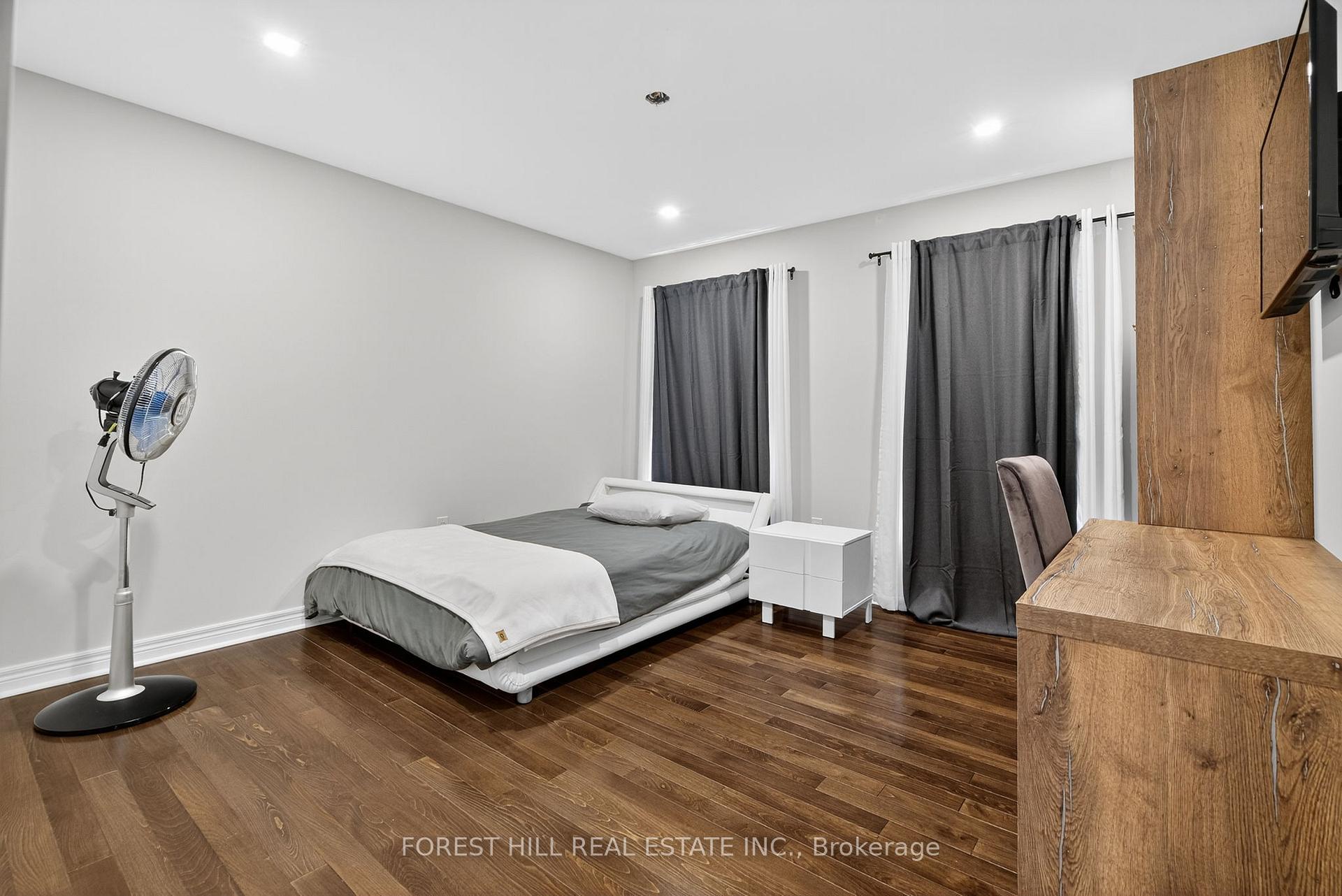 Photo 33 of 138 Lebovic Campus Drive, Vaughan, Patterson — HOMEH