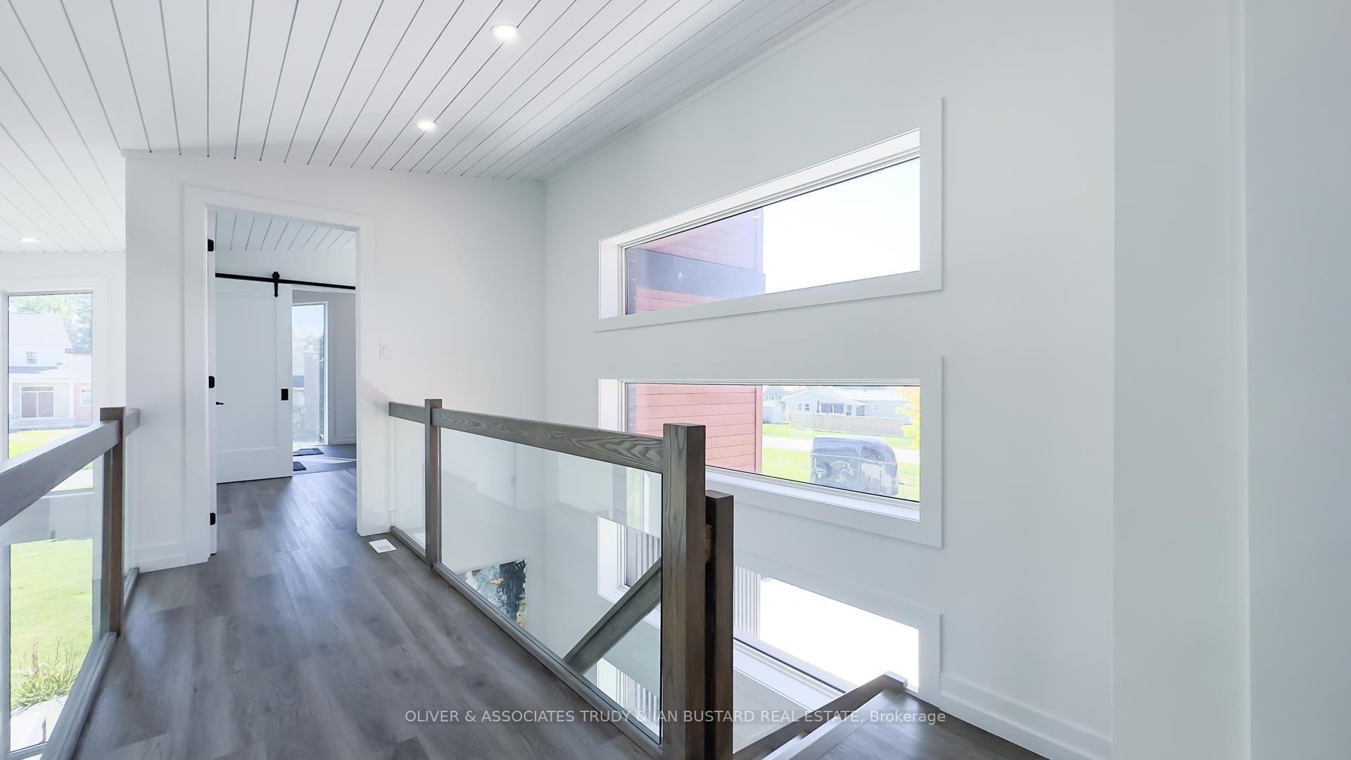 Photo 23 of 71858 Sunridge Crescent, Bluewater, Hay — HOMEH