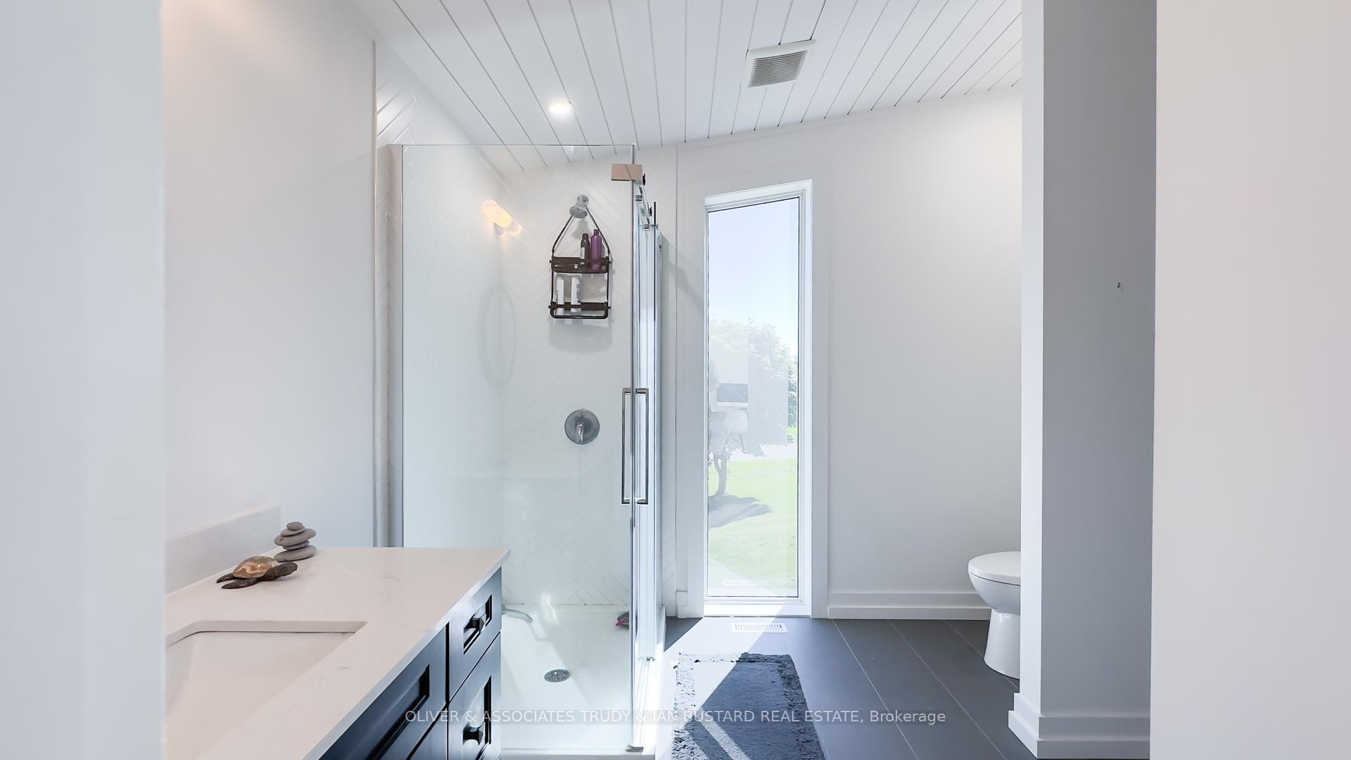 Photo 32 of 71858 Sunridge Crescent, Bluewater, Hay — HOMEH