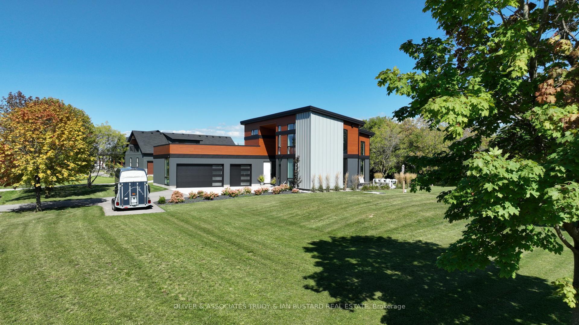 Photo 35 of 71858 Sunridge Crescent, Bluewater, Hay — HOMEH