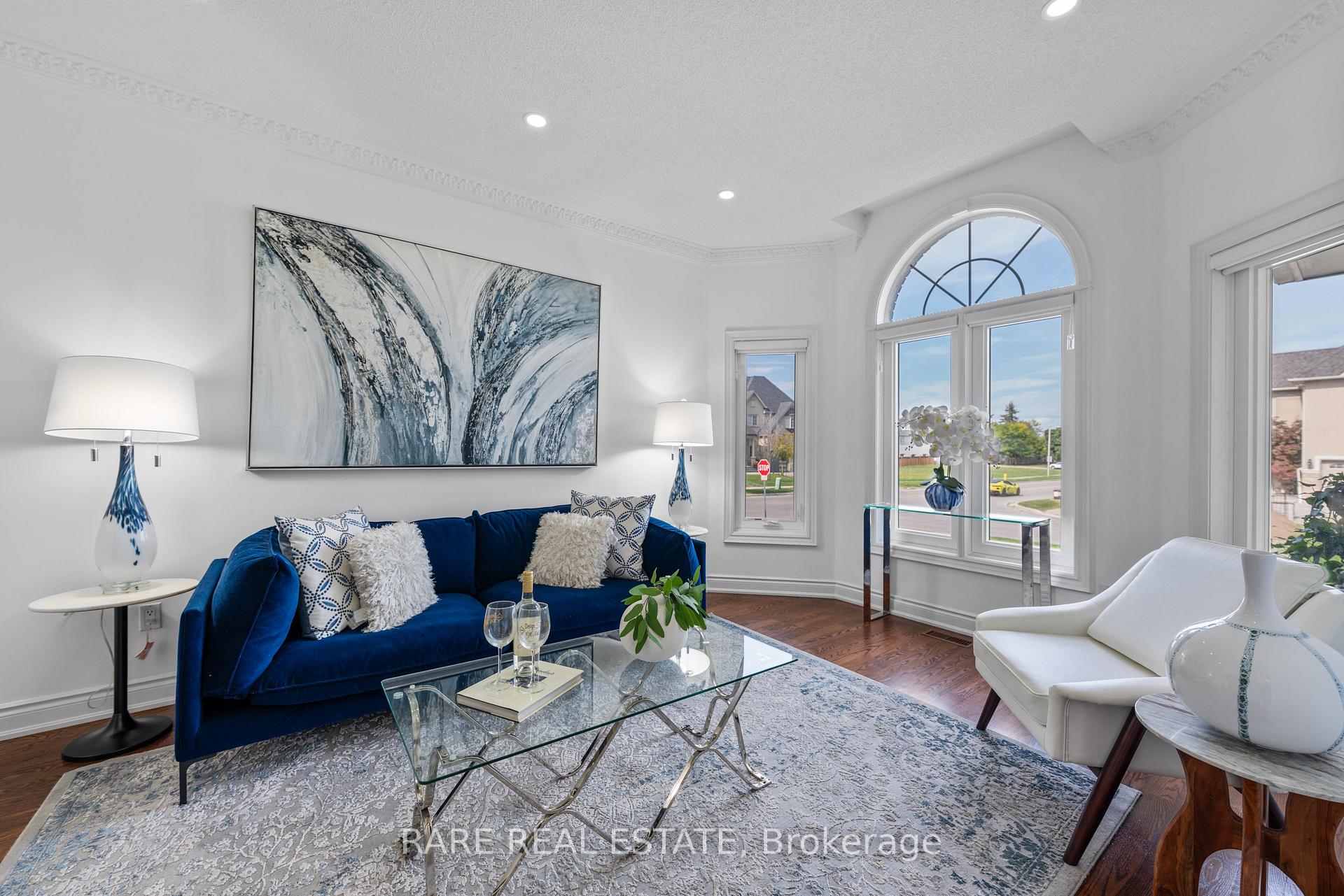 Photo 7 of 545 Highcliffe Drive, Vaughan, Uplands — HOMEH