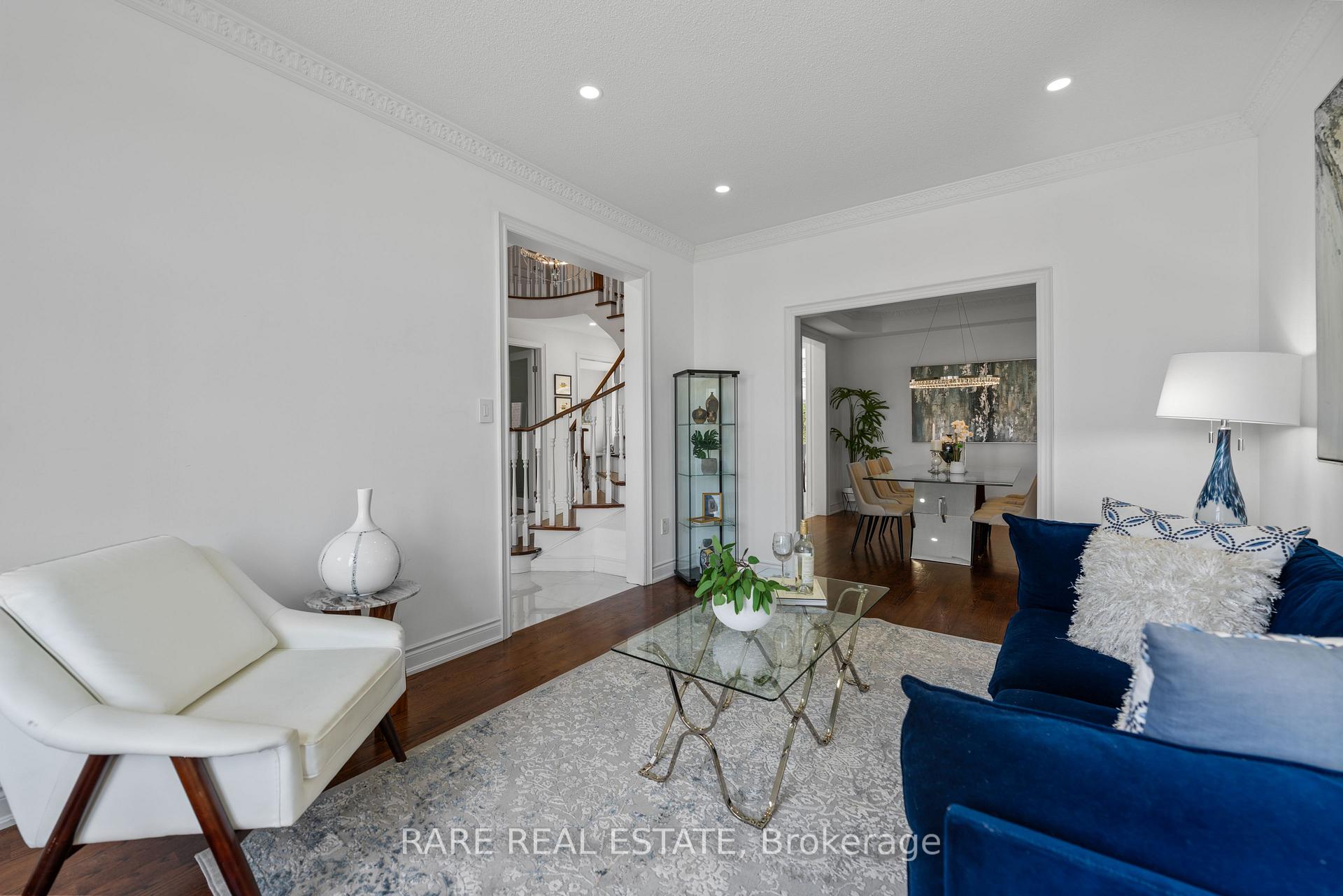 Photo 8 of 545 Highcliffe Drive, Vaughan, Uplands — HOMEH