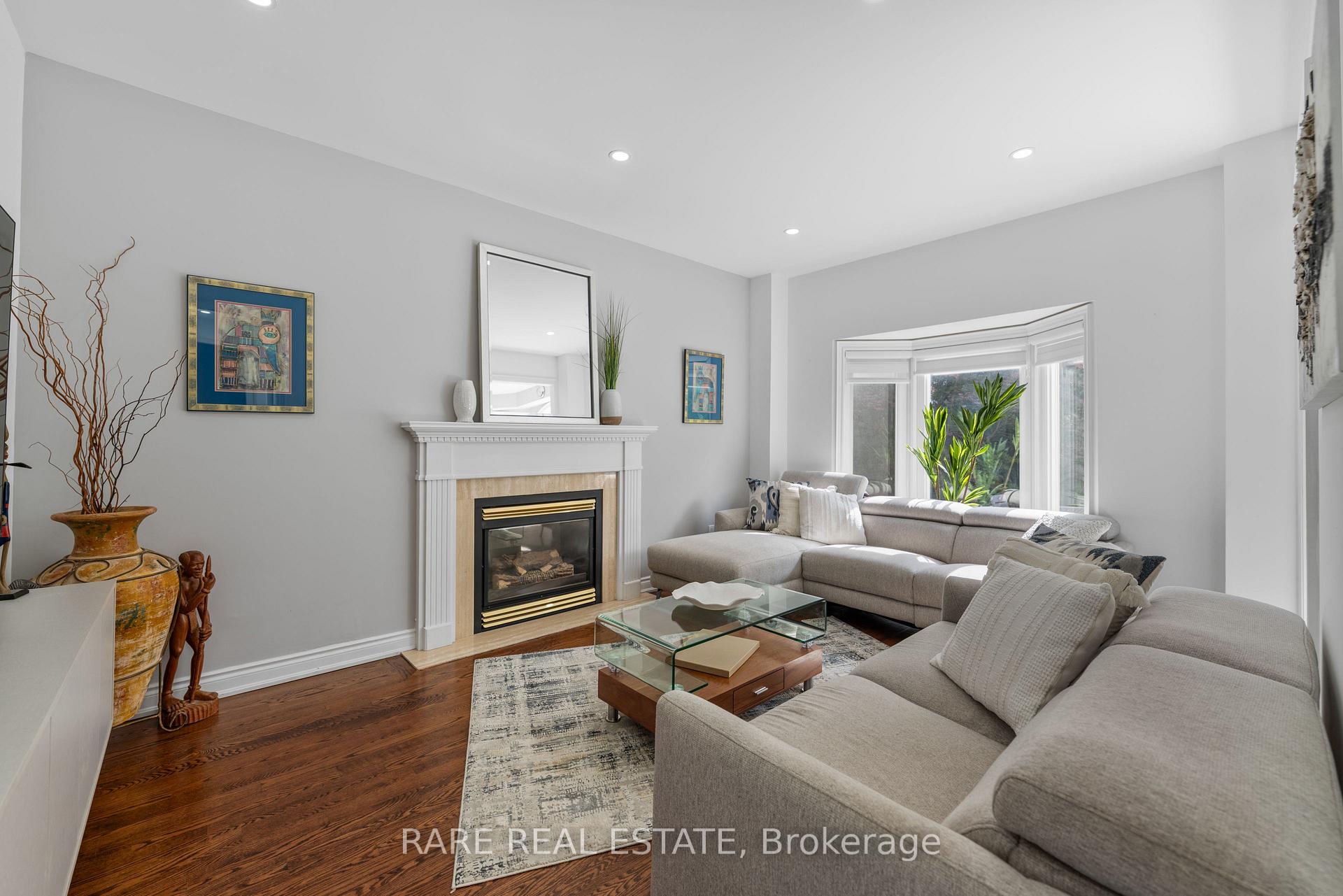 Photo 13 of 545 Highcliffe Drive, Vaughan, Uplands — HOMEH
